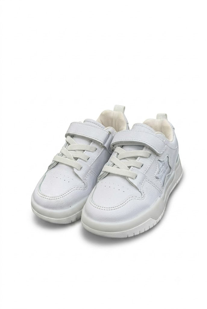 SPORTS SHOES