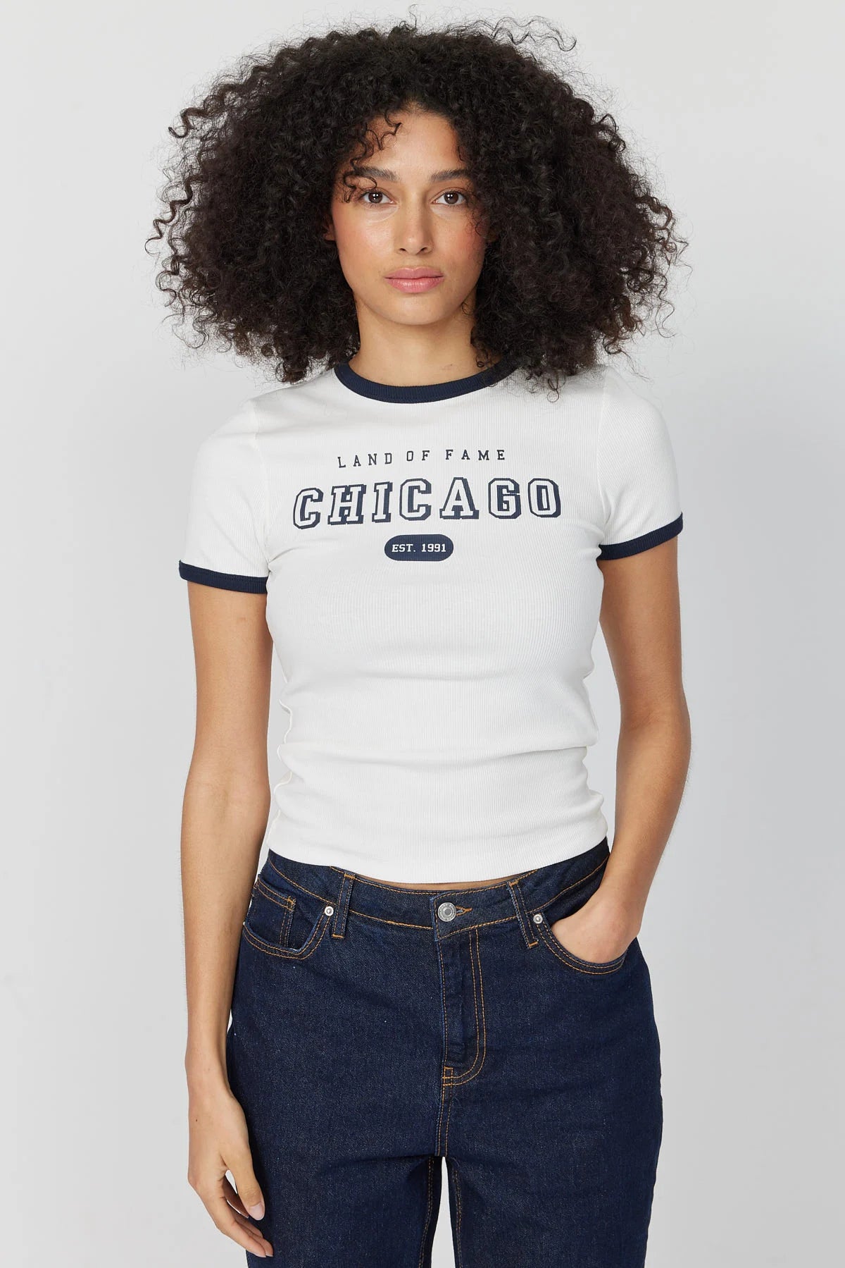 تيشيرت نسائي مضلع