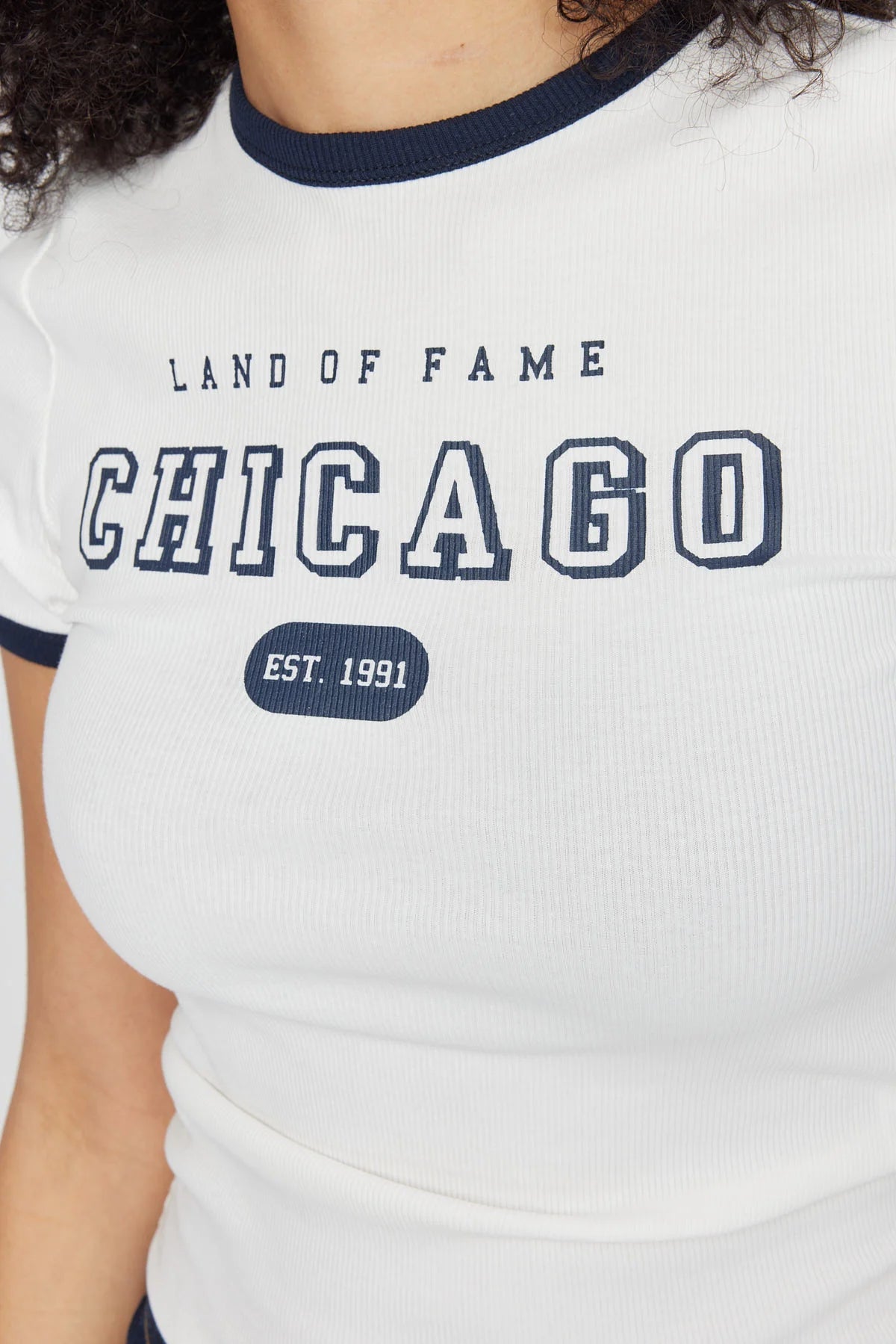 تيشيرت نسائي مضلع