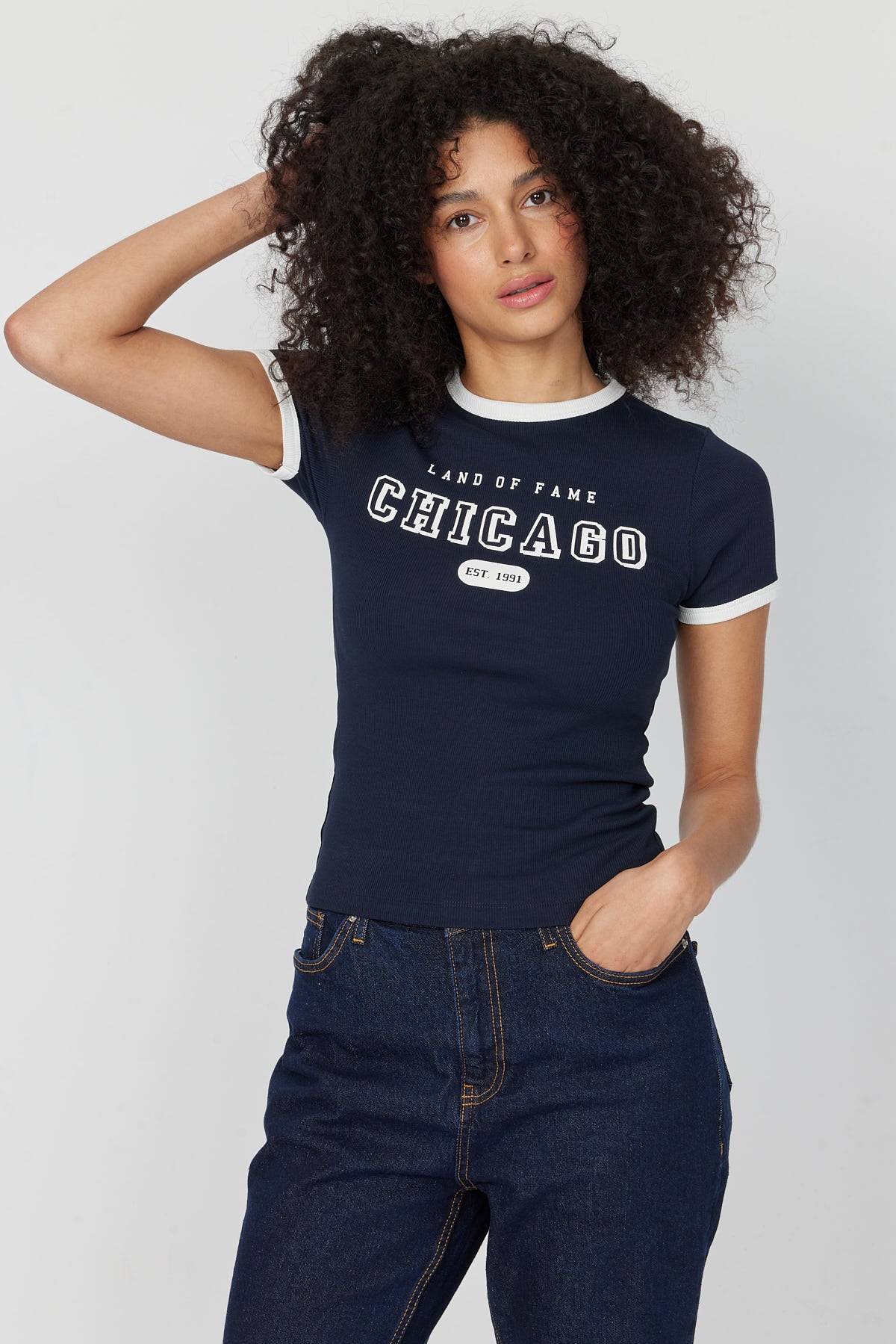 تيشيرت نسائي مضلع