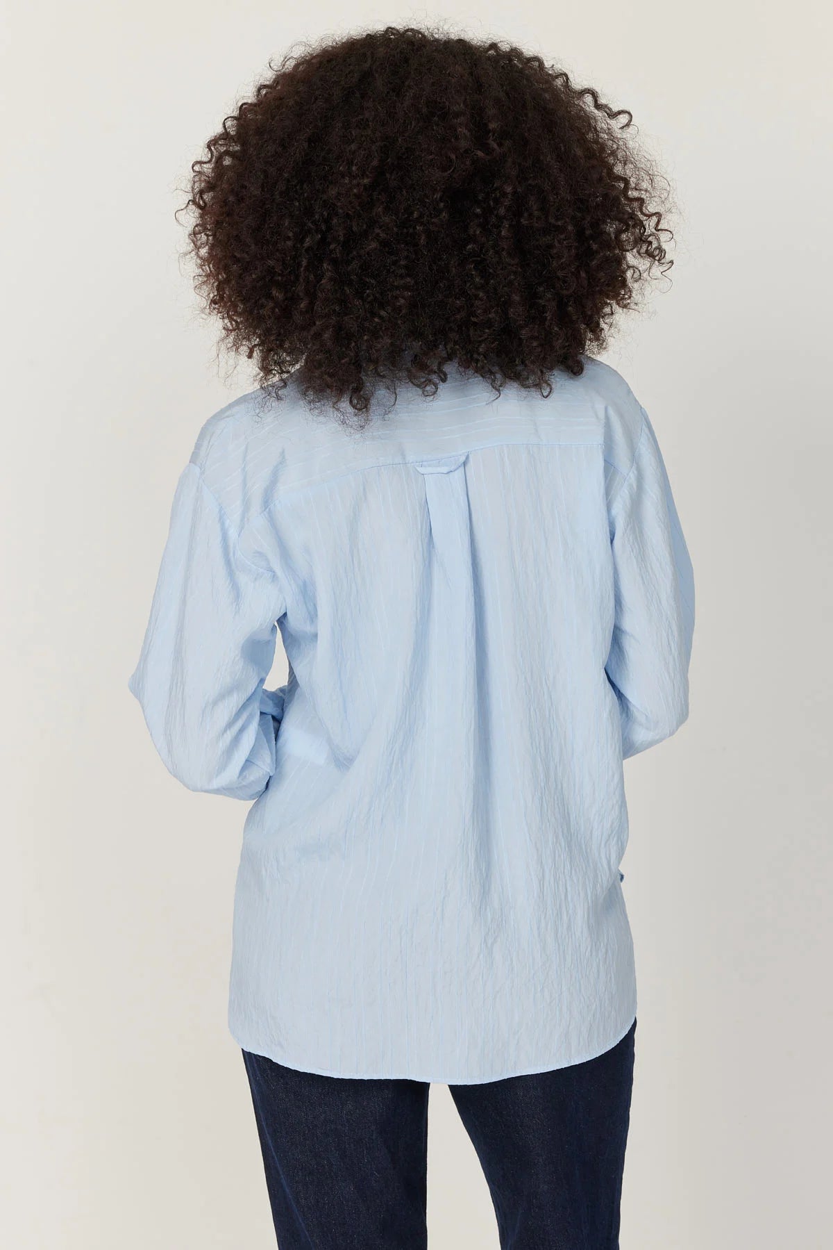 کراسێکی ڕەنگاوڕەنگی ئافرەتان