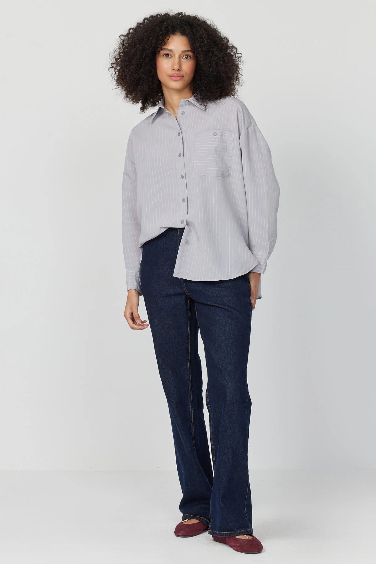 کراسێکی ڕەنگاوڕەنگی ئافرەتان