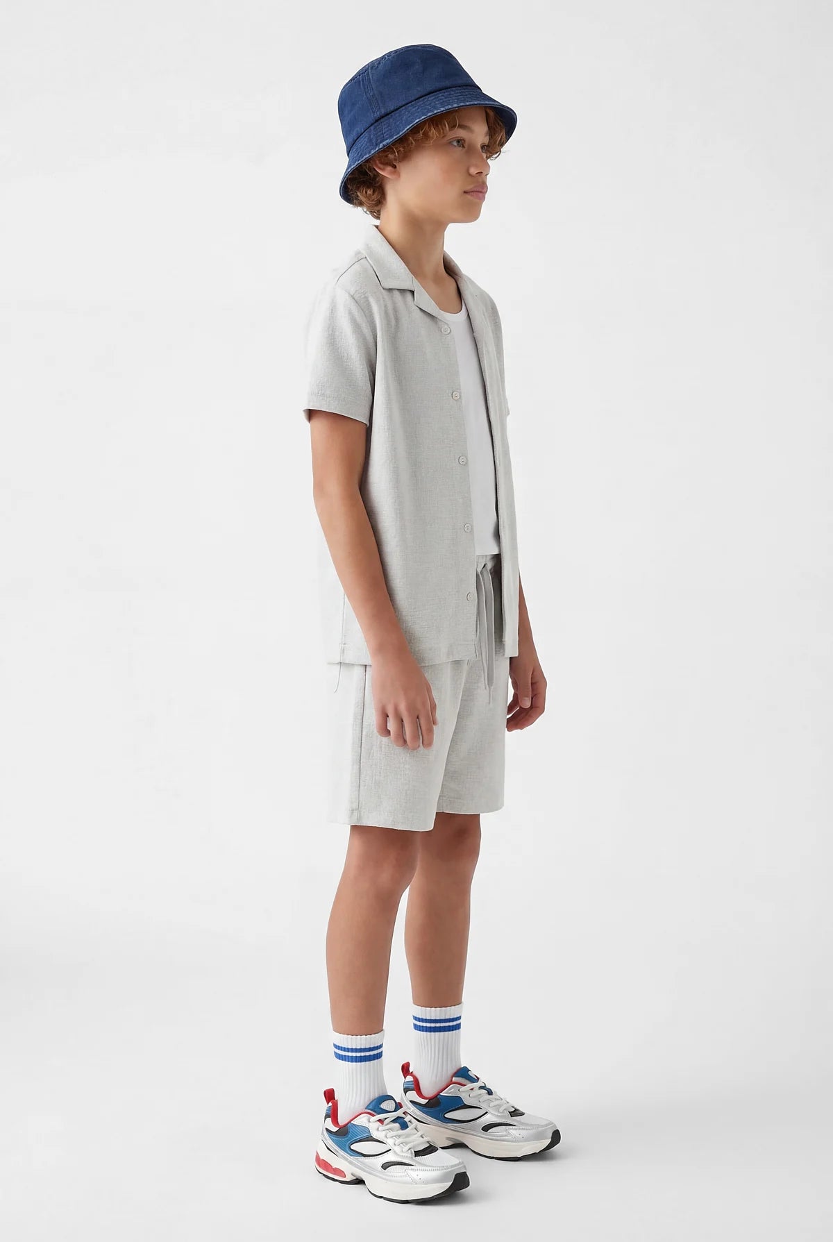 قميص أولادي بياقة كوبية