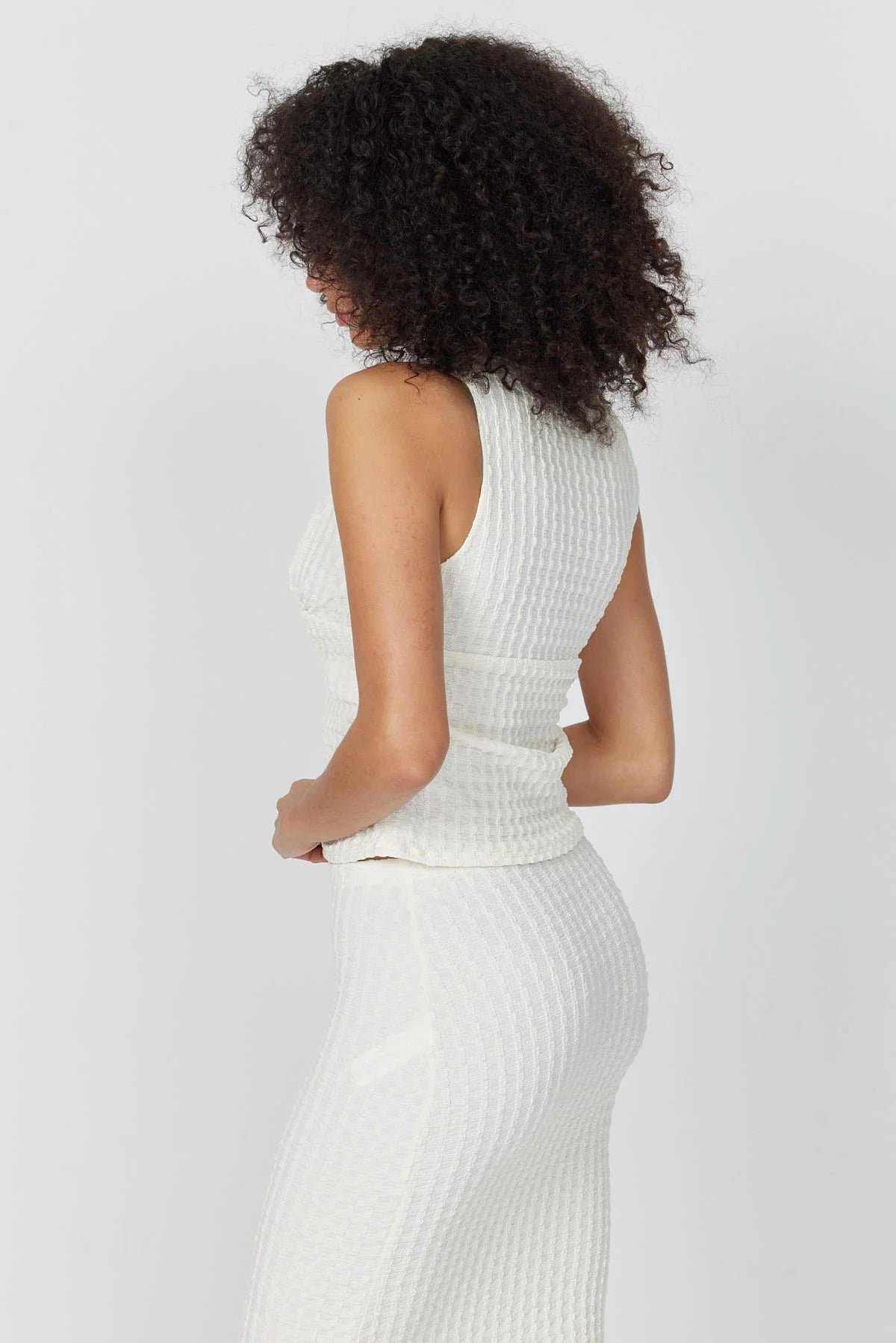 بلوزی ڕەنگاوڕەنگی ئافرەتان