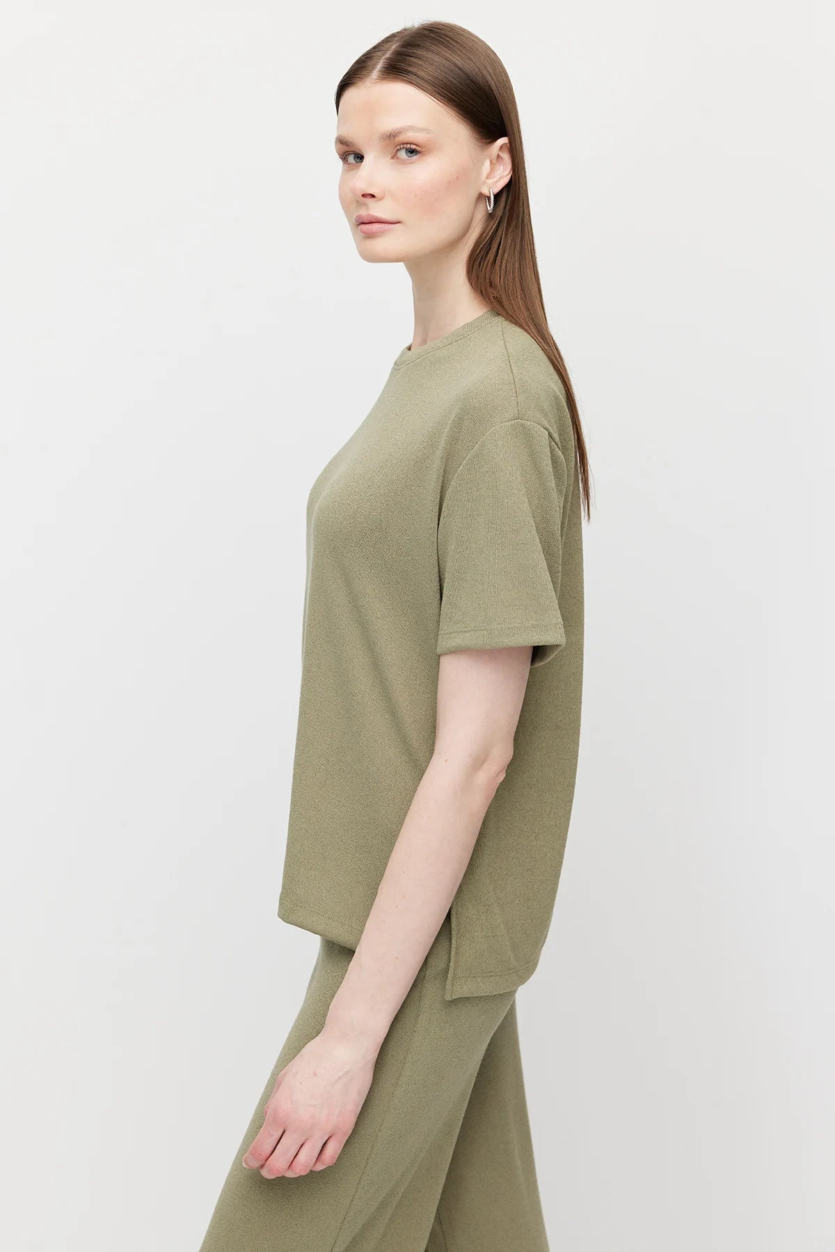 Women's Crew Neck Oversize Blouse with Side Slits