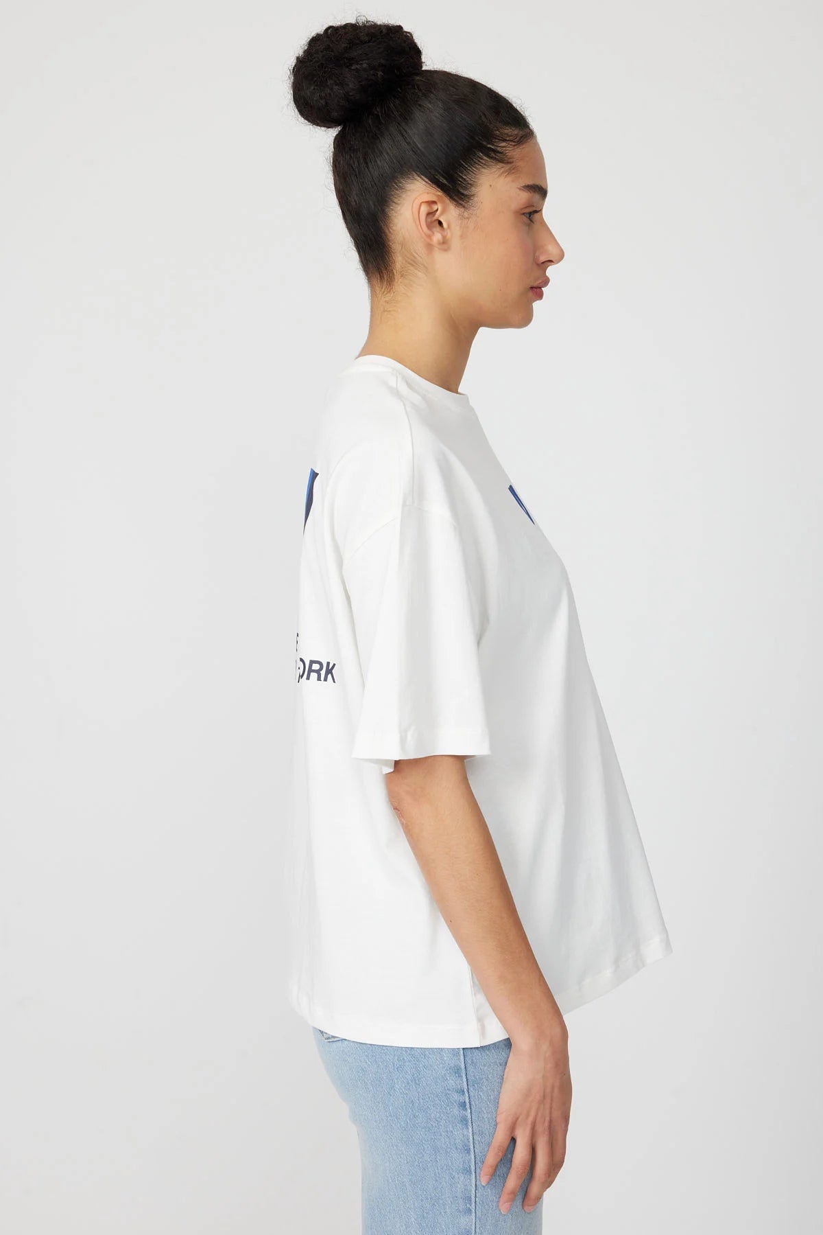 تیشێرتی ئافرەتان