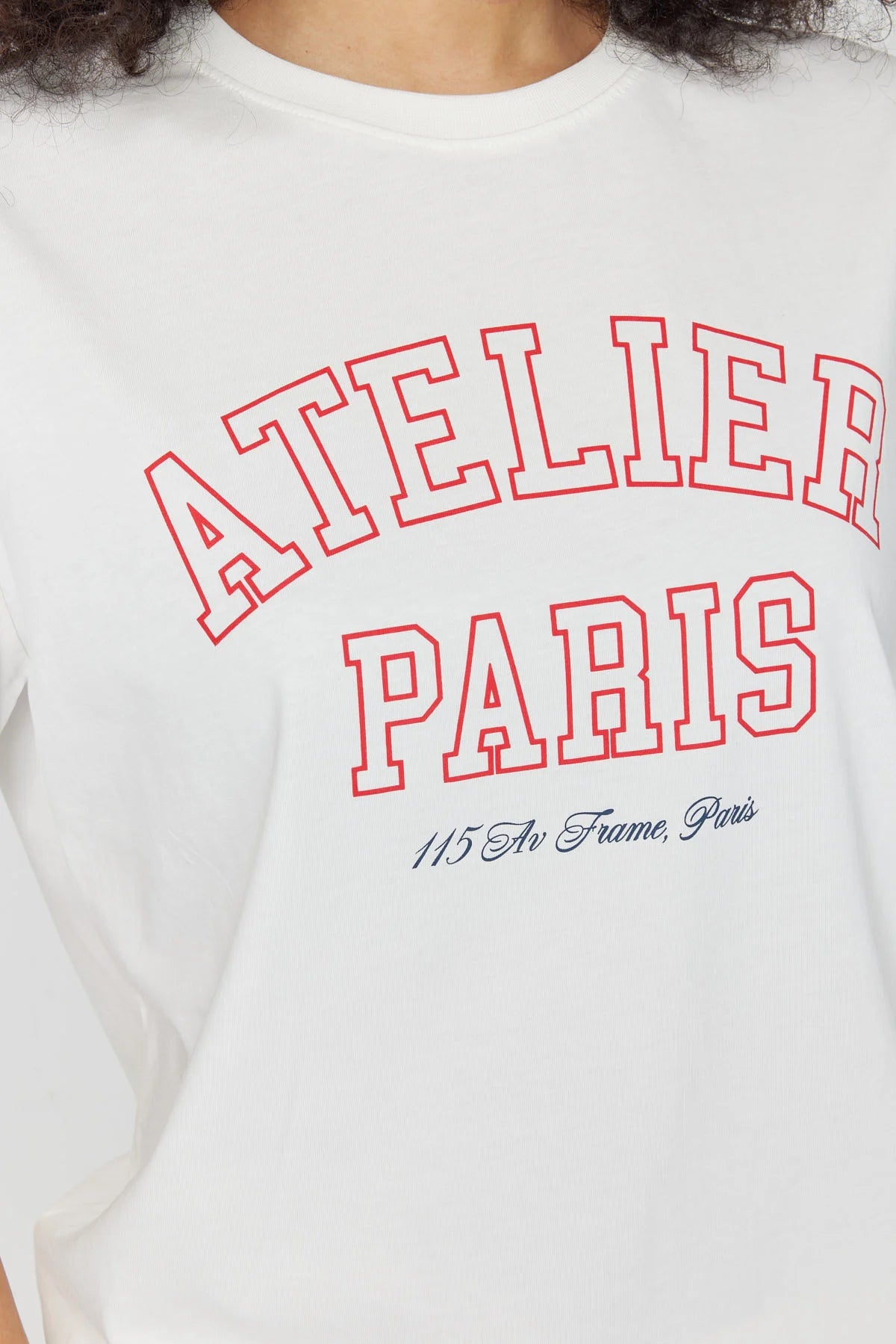 تیشێرتی ئافرەتان