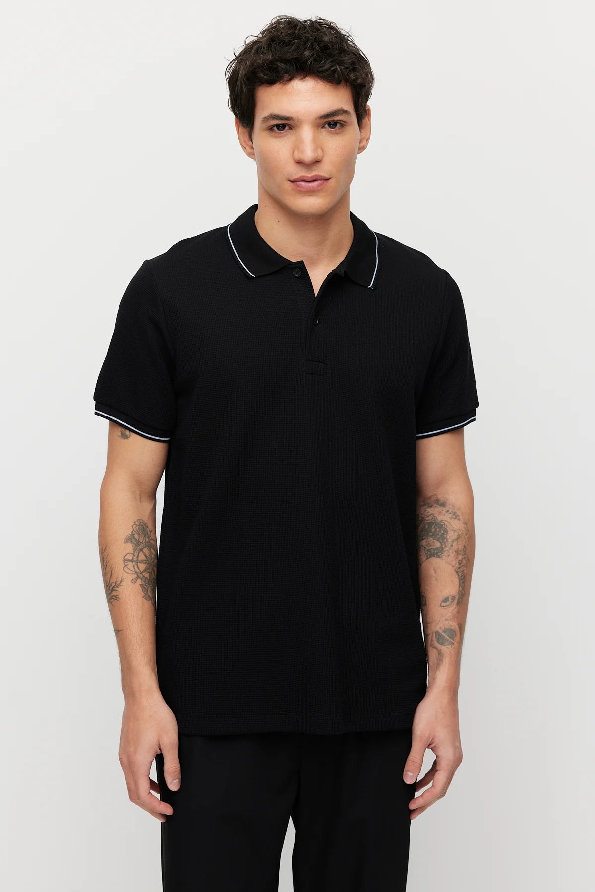 Men's Contrast Stitch Polo Collar T-shirt