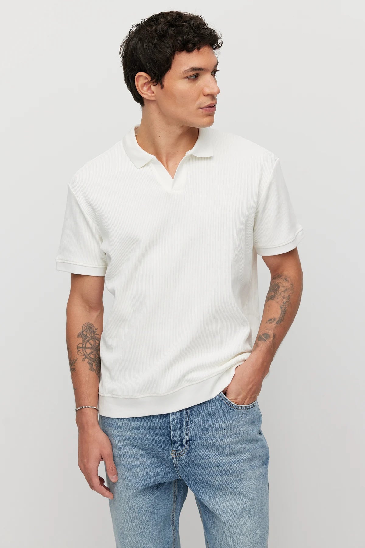 Men's Textured Collar T-shirt