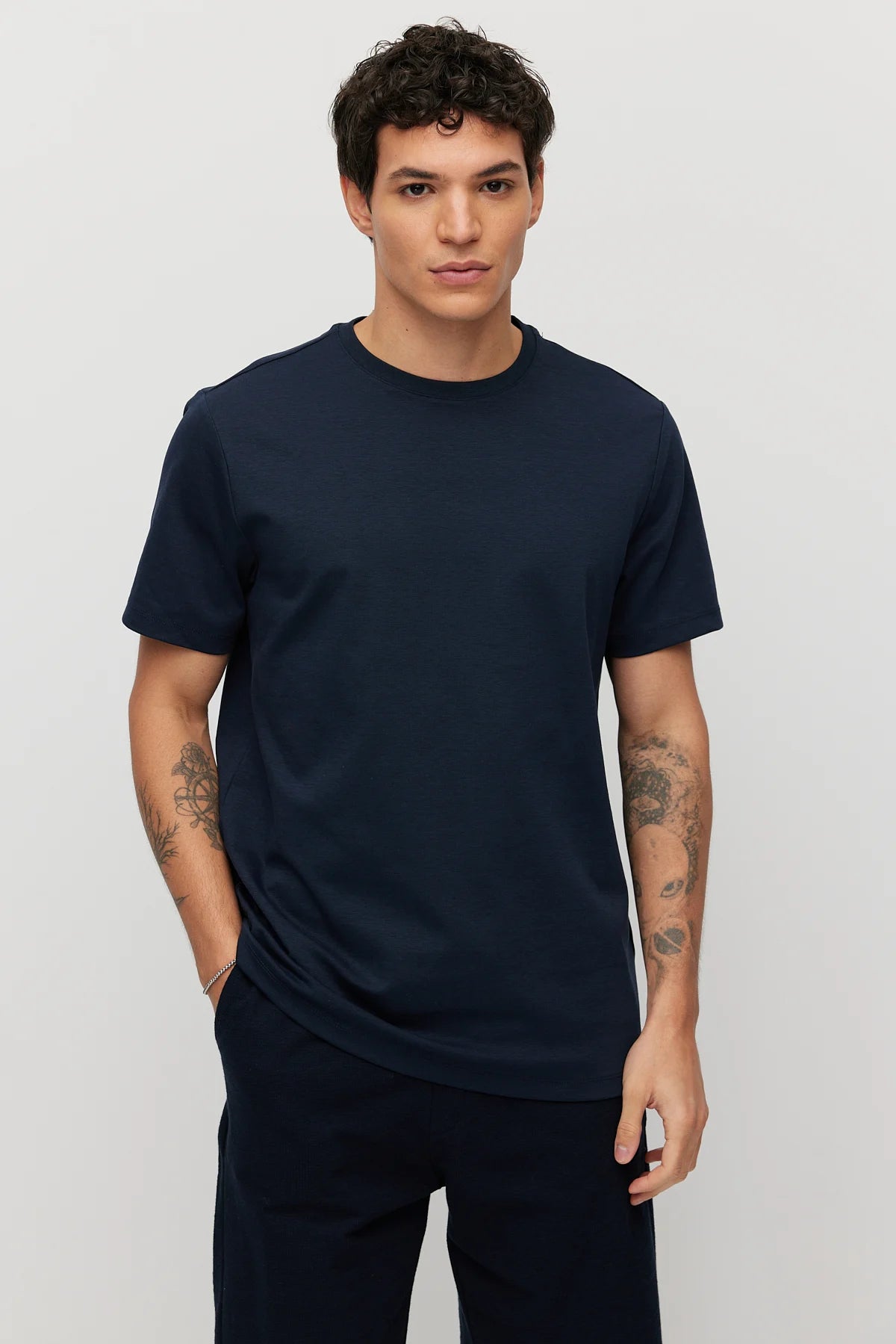 Men's Crew Neck Basic T-shirt