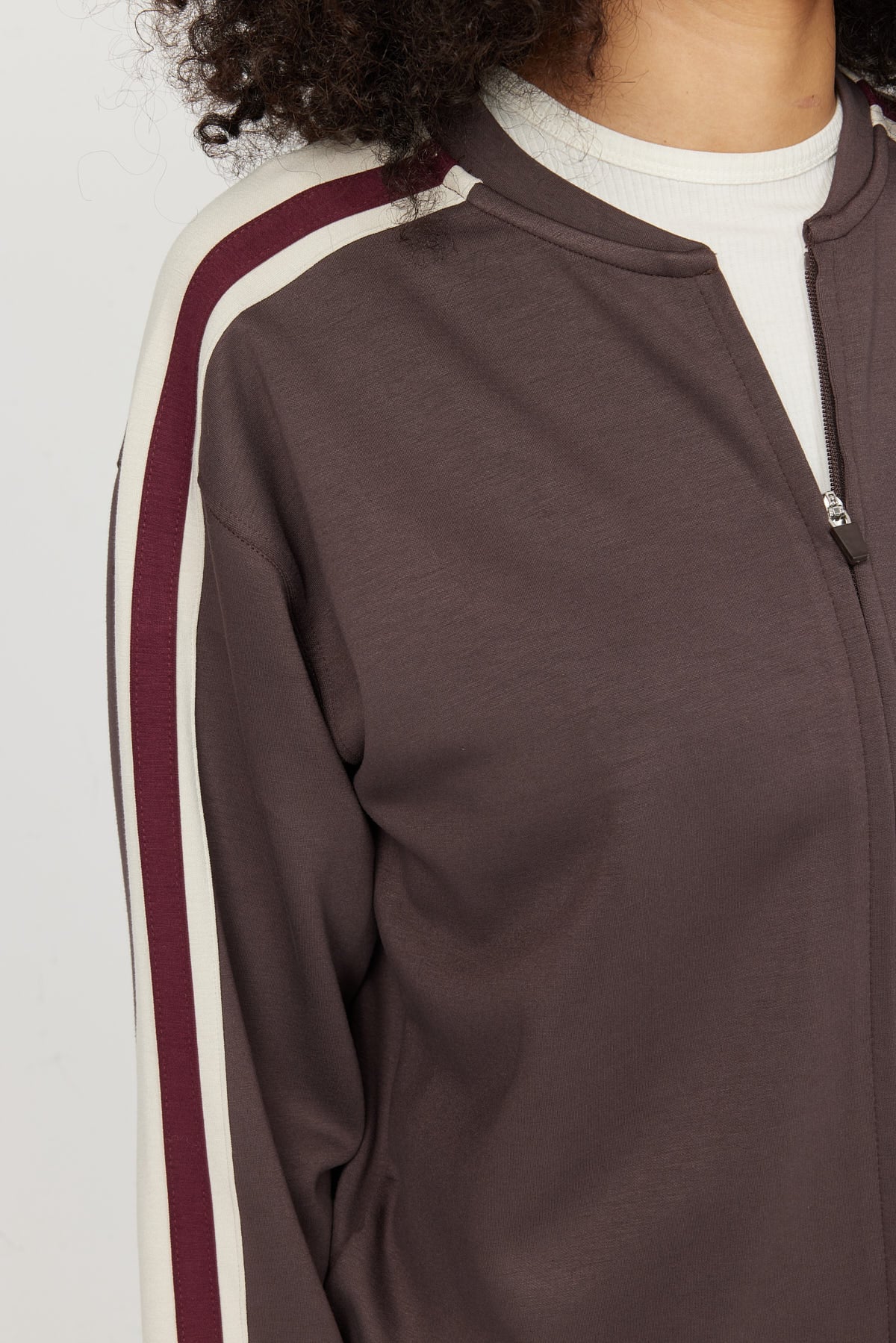 Kadın Hakim Yaka Sweatshirt