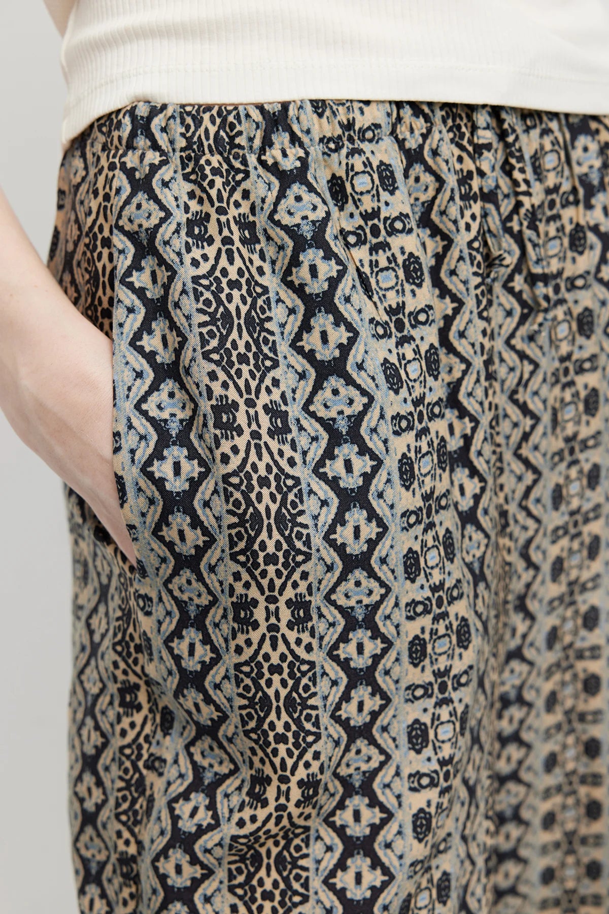 Women's Patterned Double Pocket Trousers