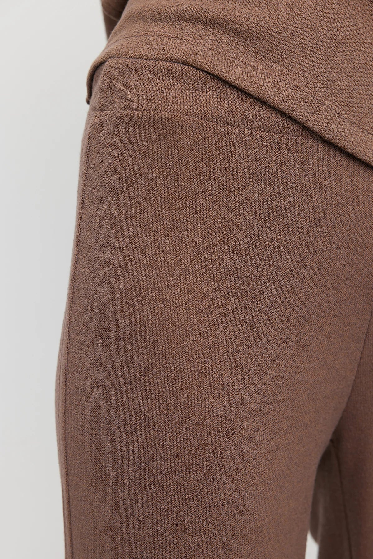 Women's Elastic Waist Relaxed Fit Textured Trousers