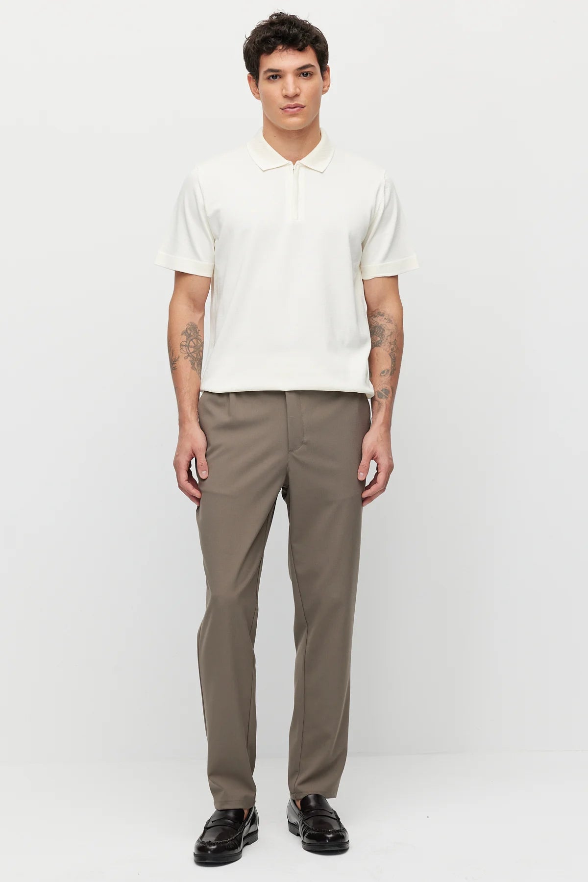 Men's Knitted T-shirt with Concealed Zip Collar