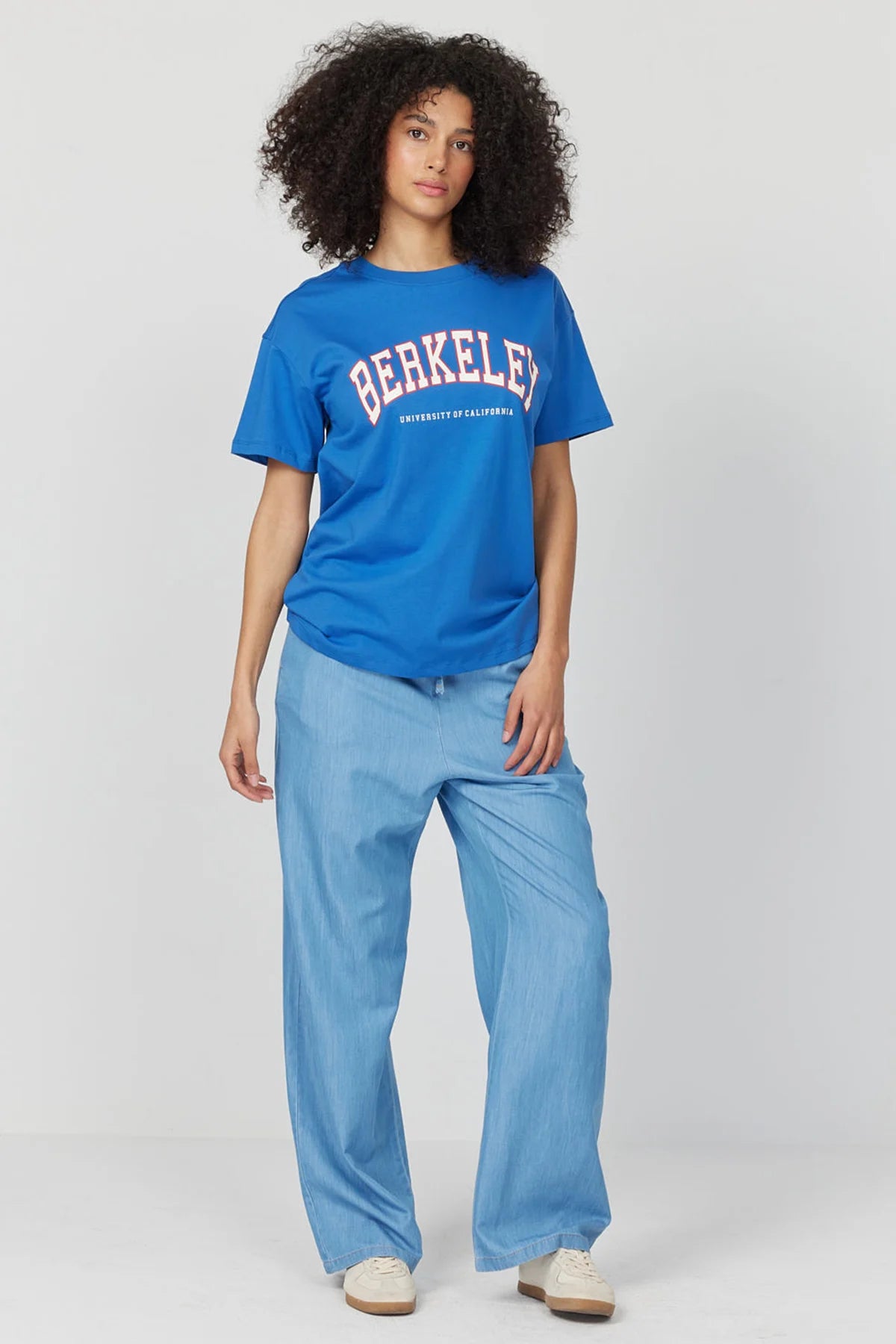 پانتۆڵی کابۆی بە کەمەر لاستیکی ئافرەتان