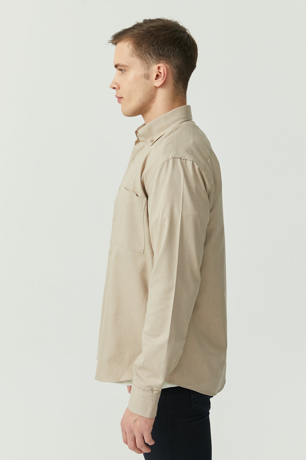 Men's Regular Button-Down Shirt with Pocket
