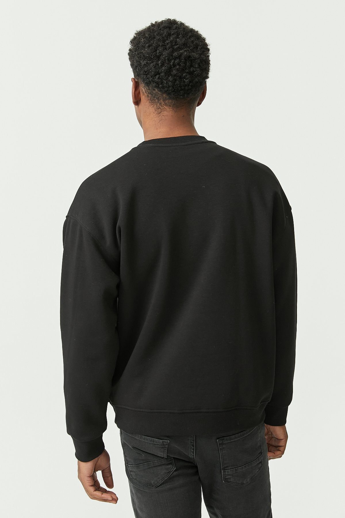 Crew Neck Basic Sweat Top