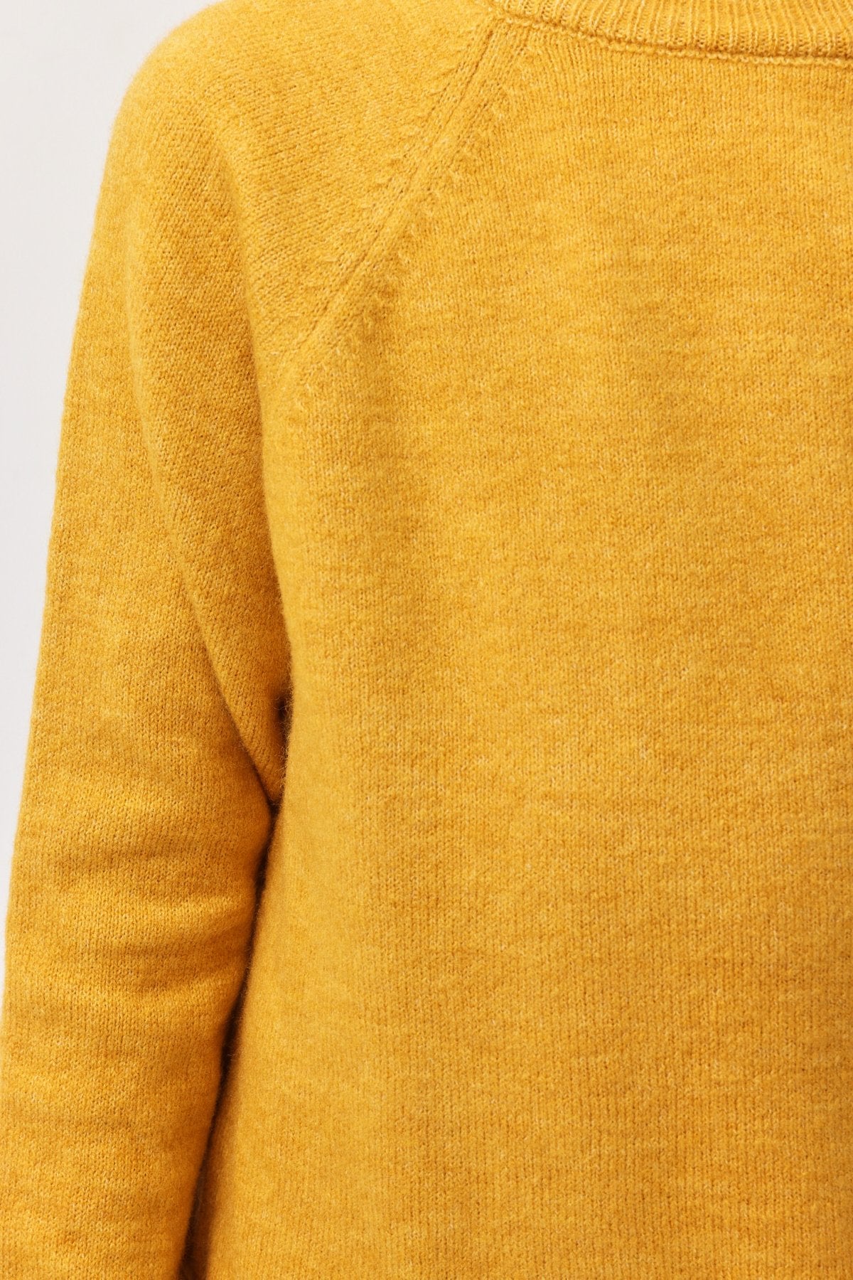 Erkek Çocuk Yuvarlak Yaka Örgü Kazak