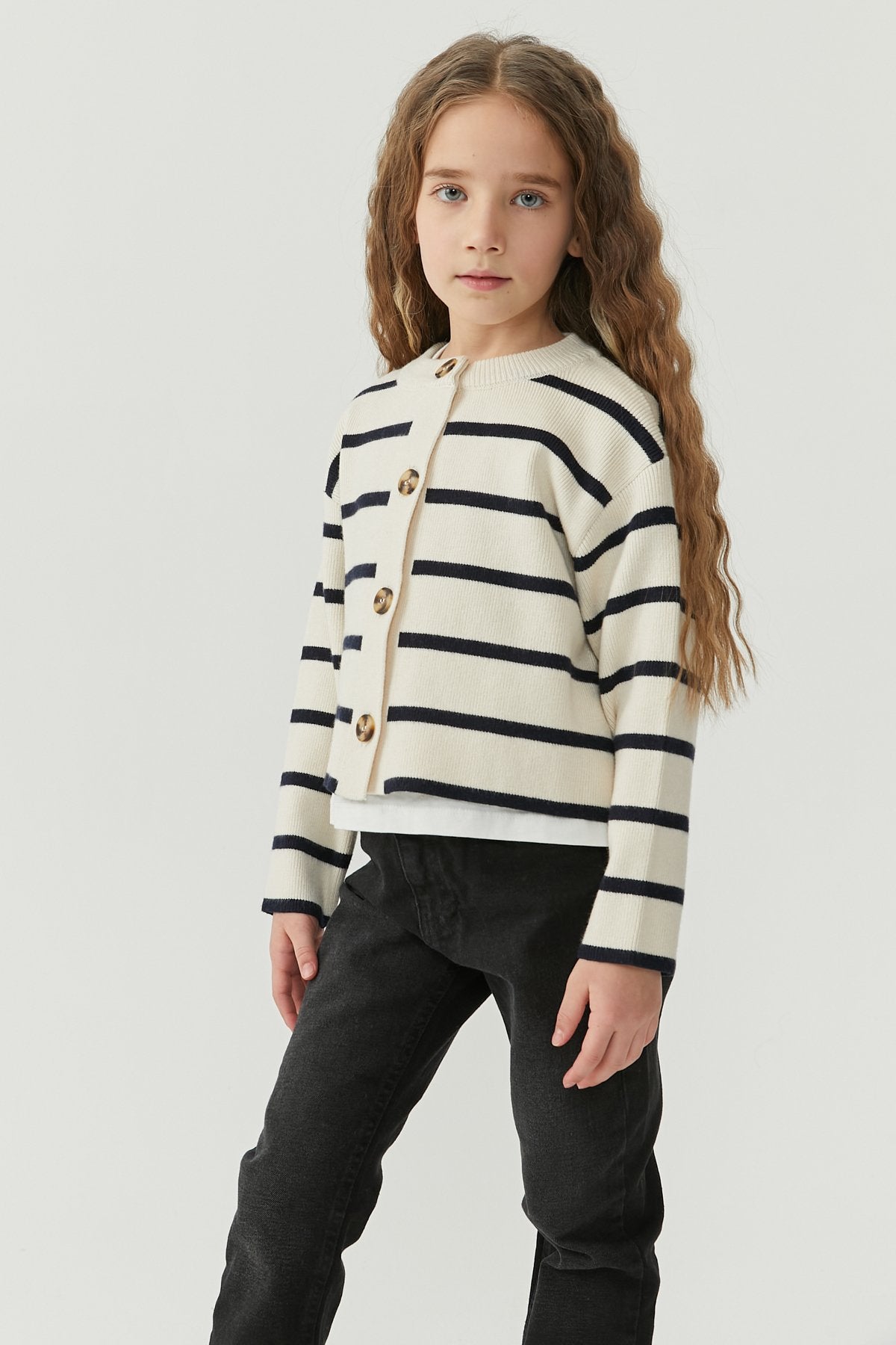 Girl's Crew Neck Buttoned Knit Cardigan