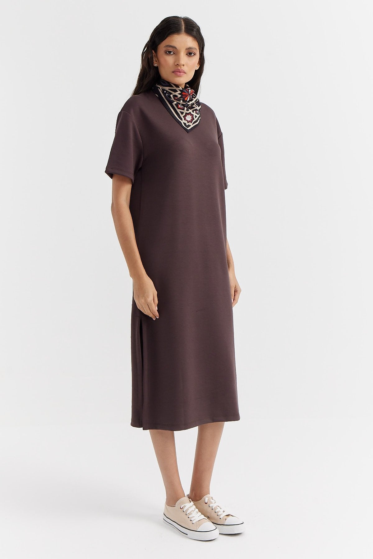 Women's Crew Neck Slit Detail Dress