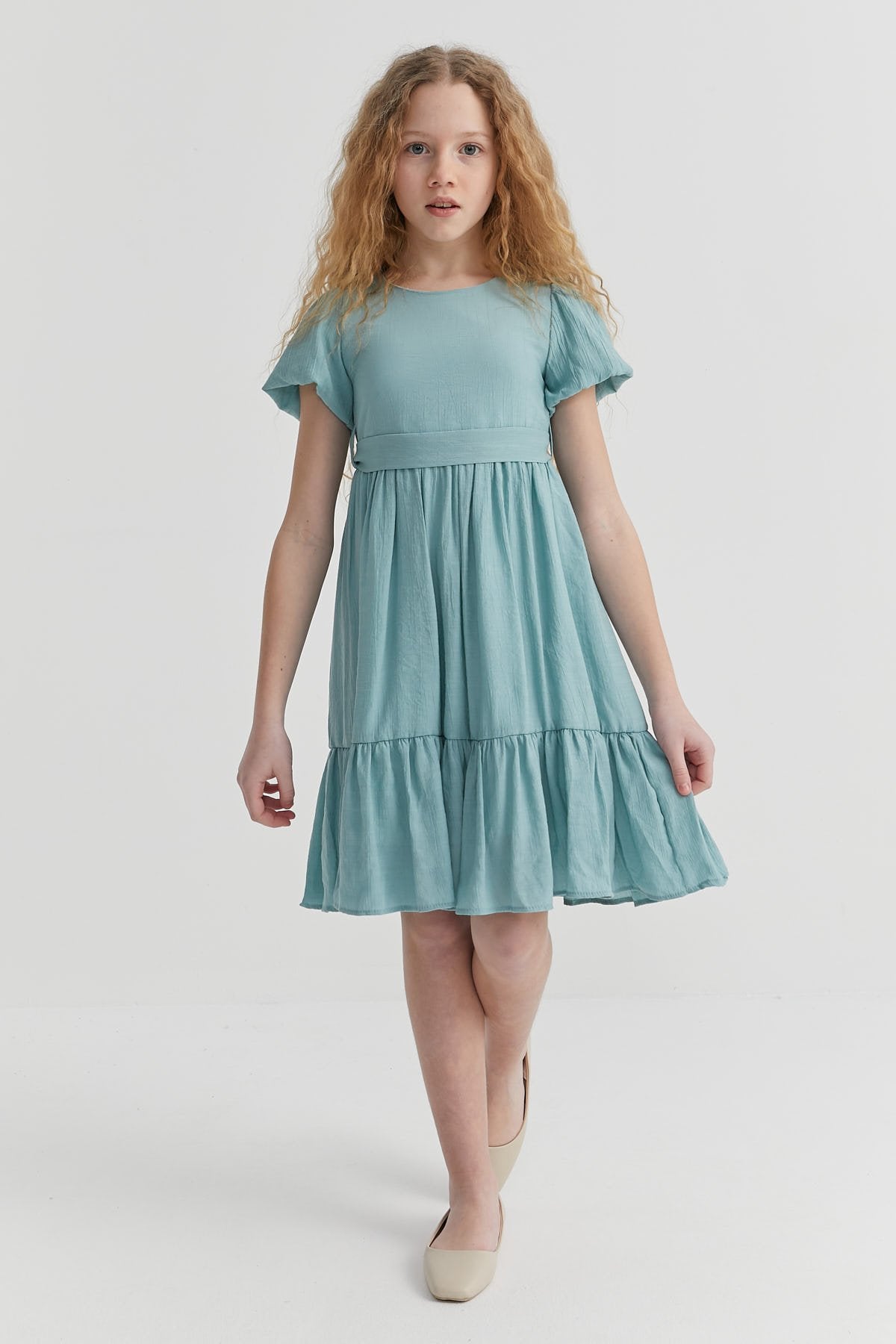 فستان بناتي برباط الخصر