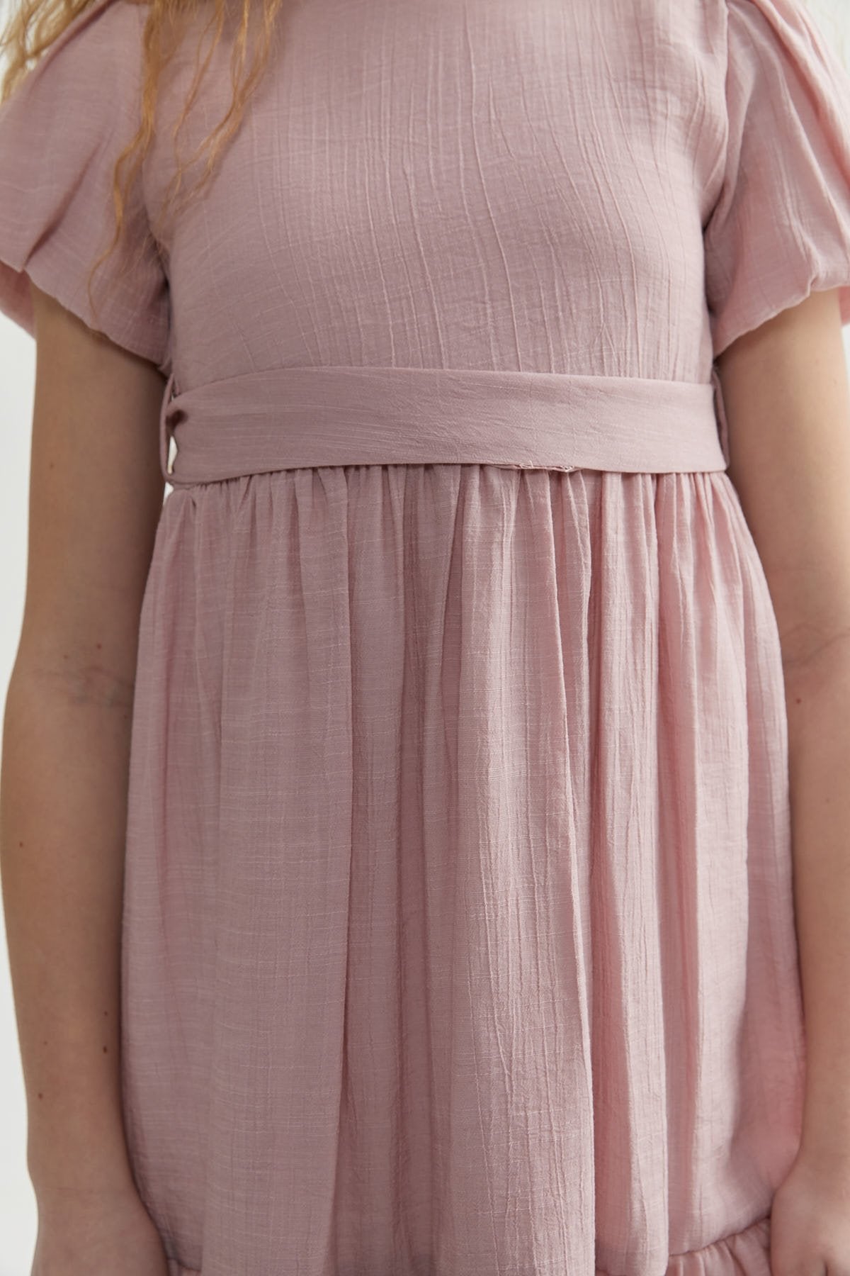 فستان بناتي برباط الخصر