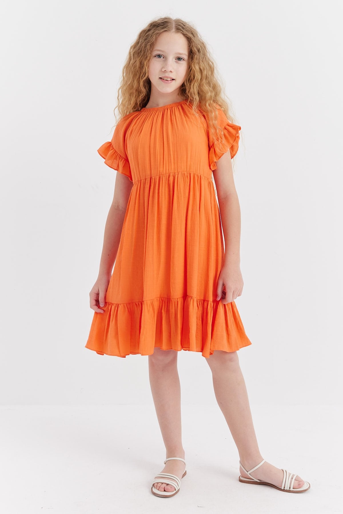 فستان بناتي مجمع عند الخصر