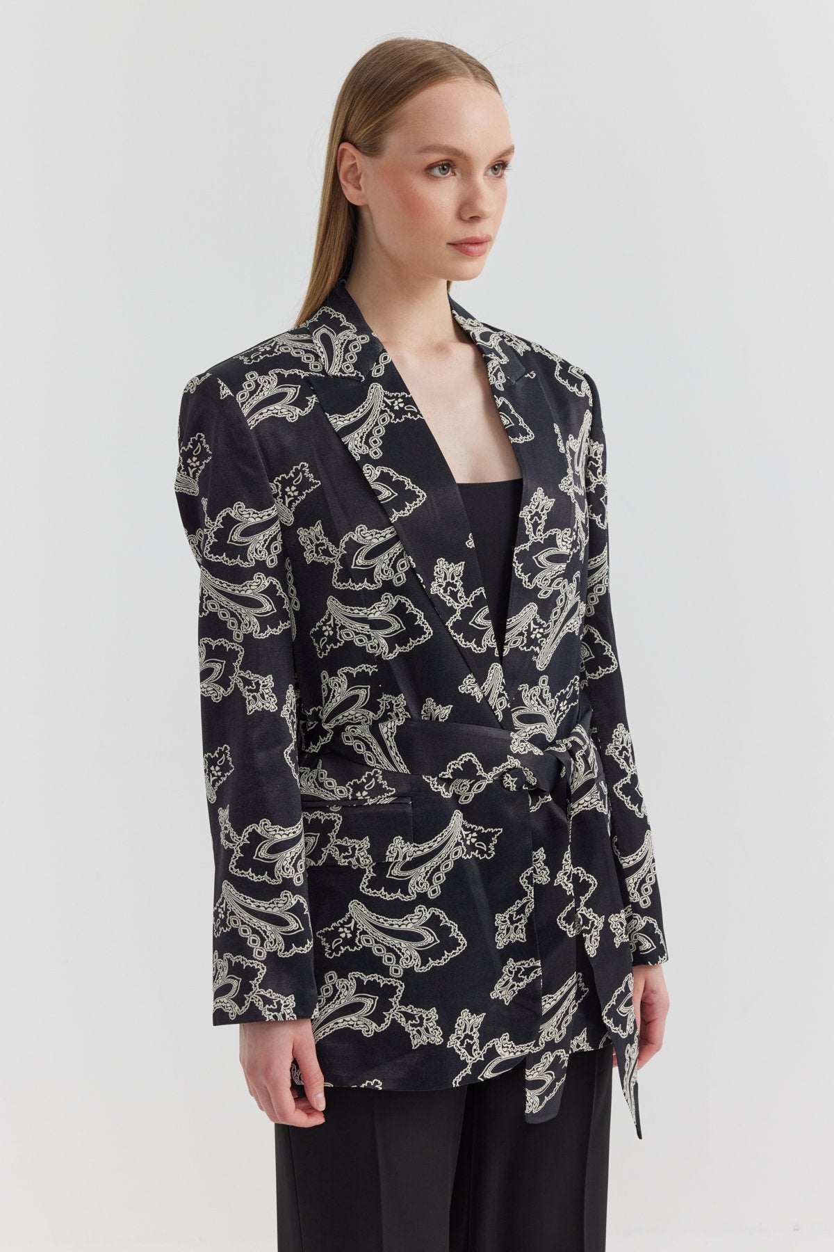 Women's Patterned Belt Detailed Jacket