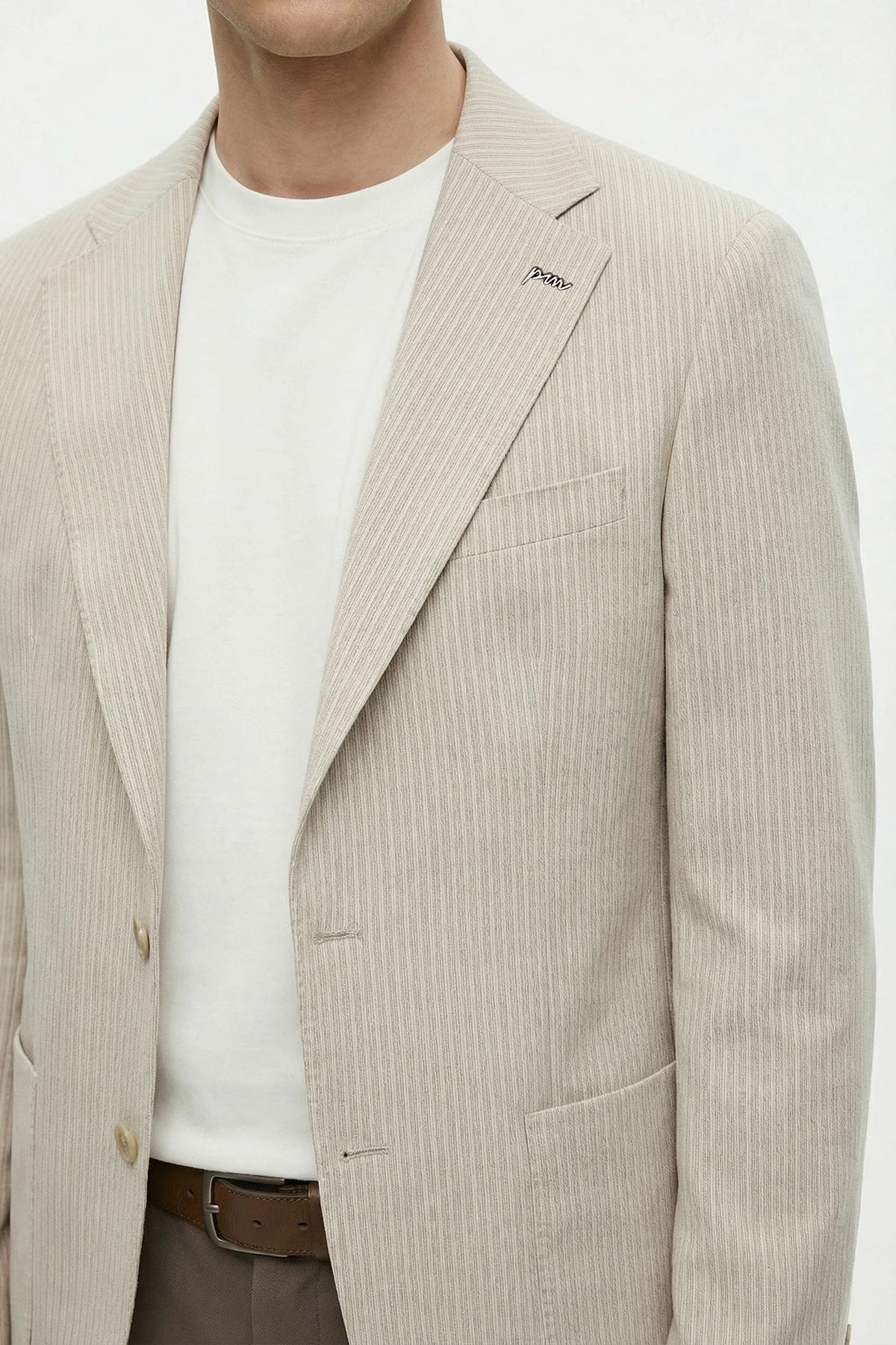 چاکەتی کلاسیکی مۆنۆ کۆلارە بۆ پیاوان