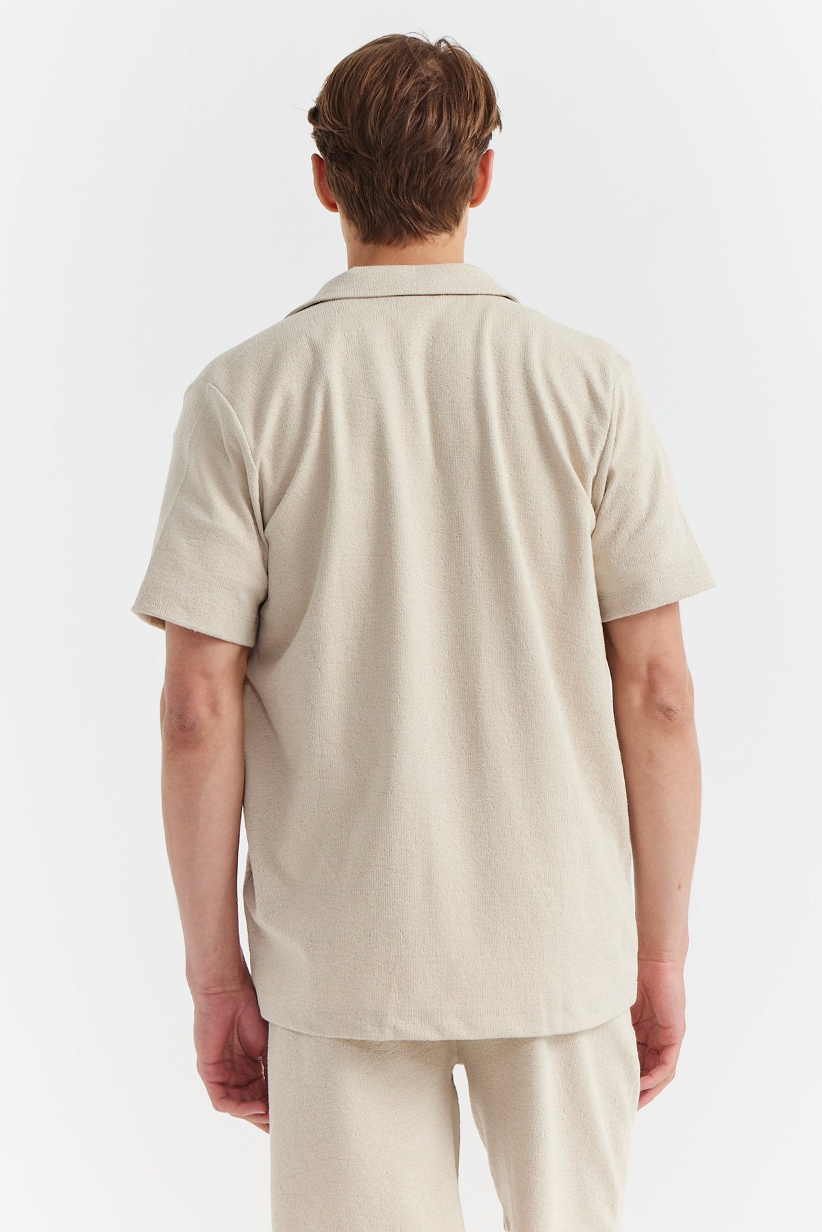 Men's Swallow Collar Textured Shirt