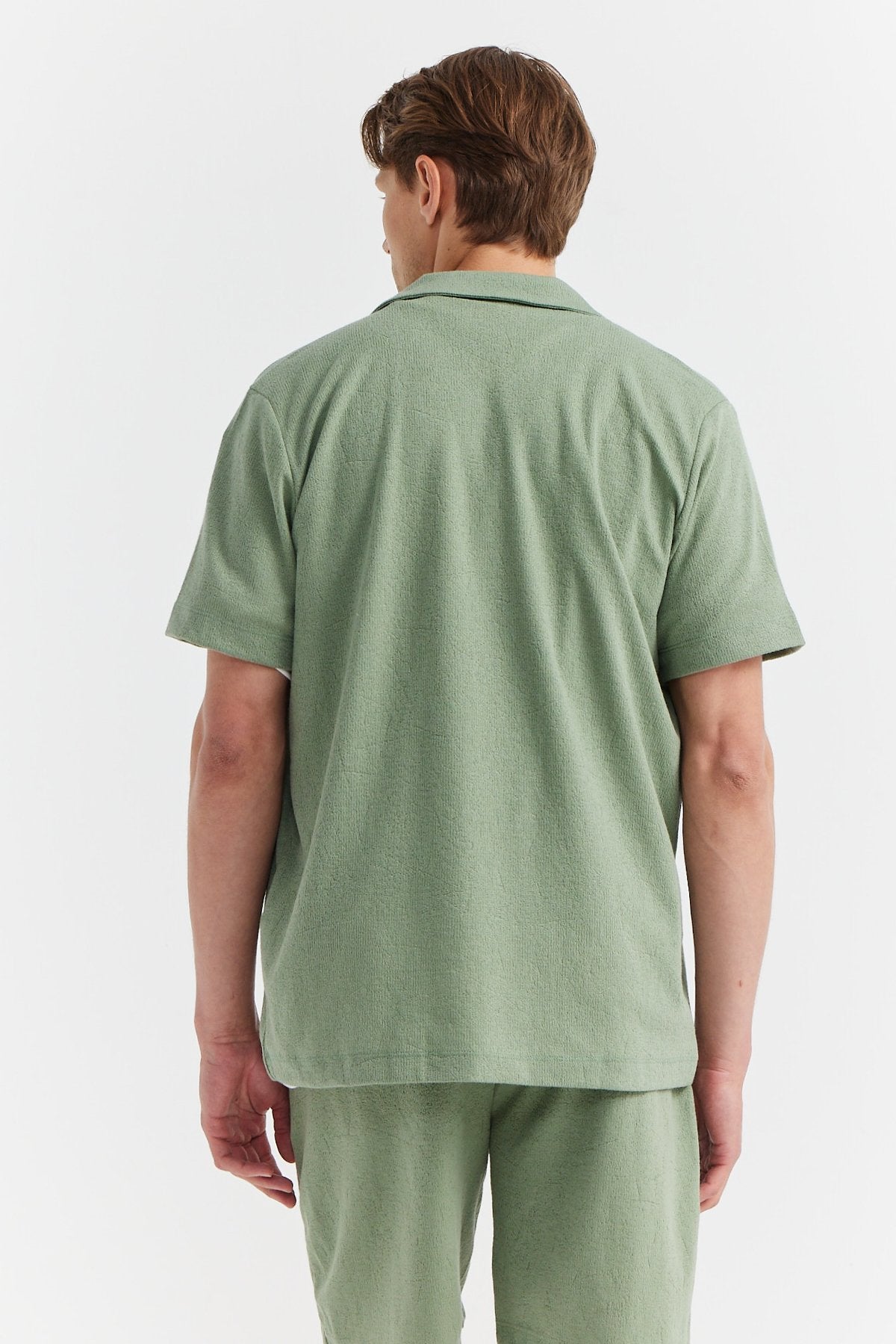 Men's Swallow Collar Textured Shirt
