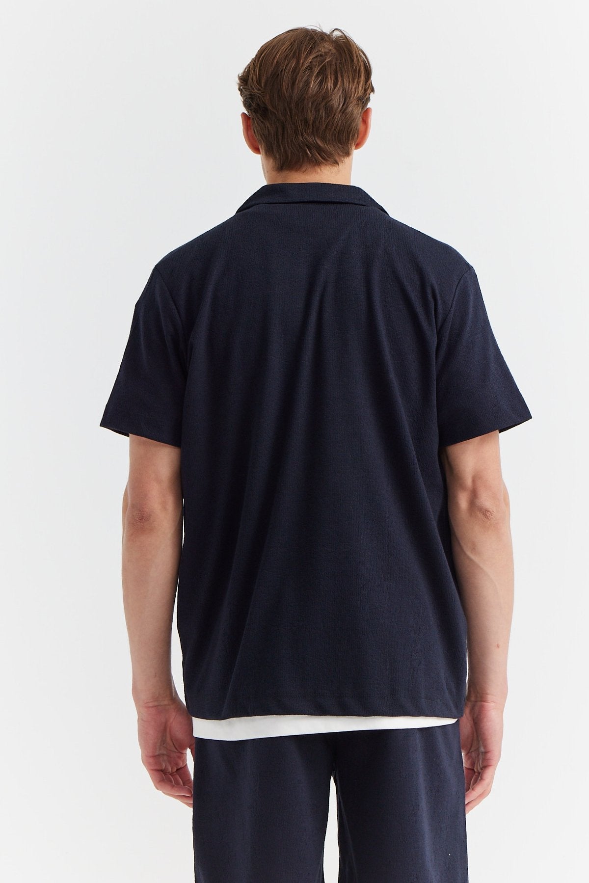 Men's Swallow Collar Textured Shirt