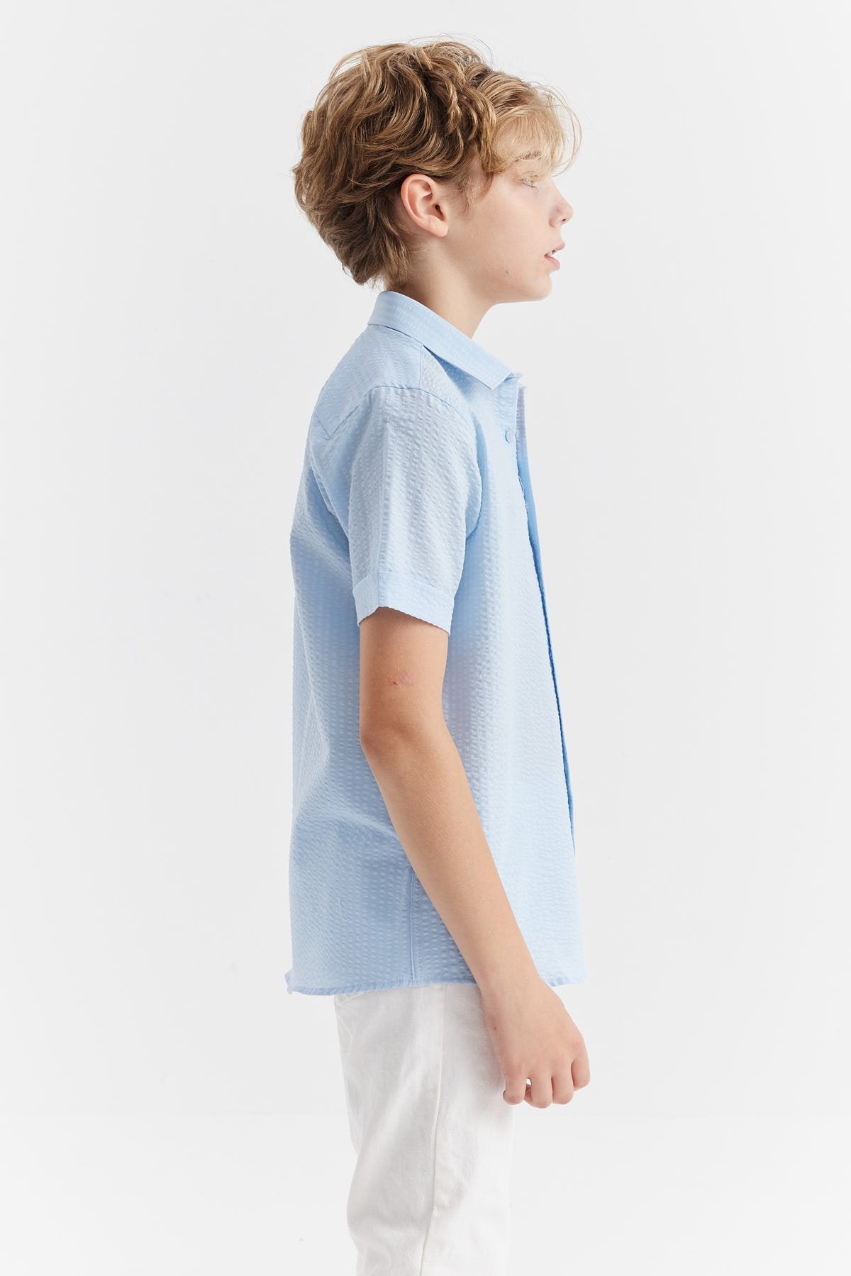 قميص منسوج بأكمام قصيرة للأولاد