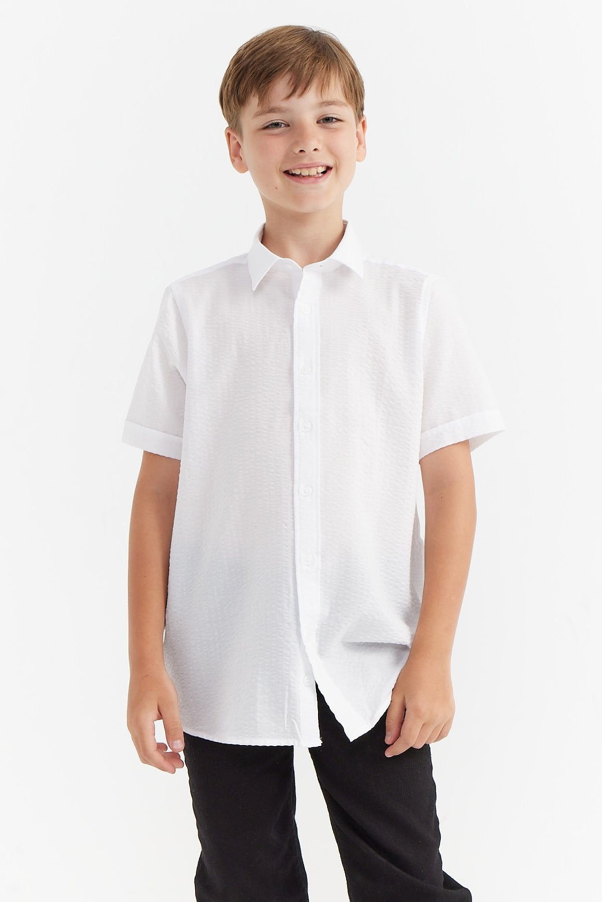 قميص منسوج بأكمام قصيرة للأولاد