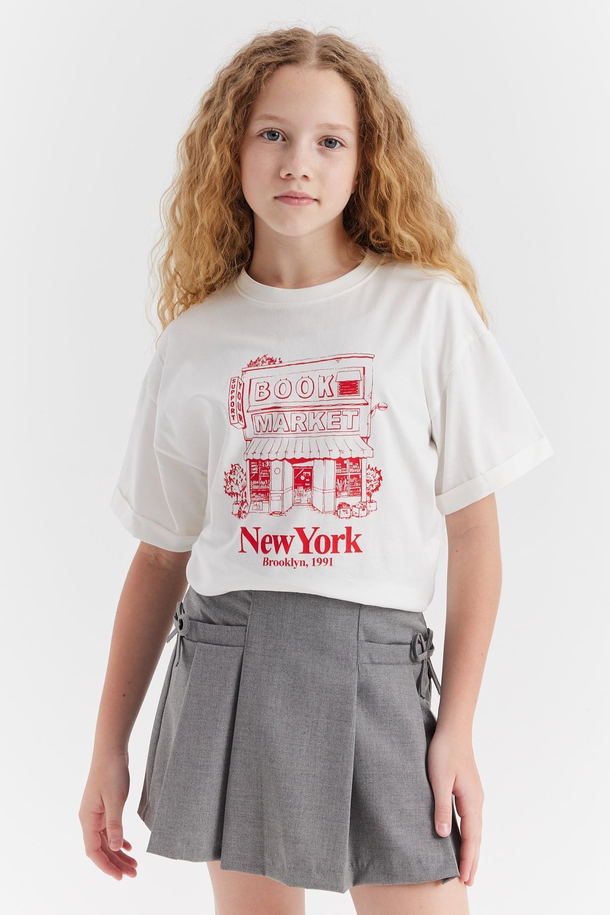 Girl's Printed Detailed T-shirt