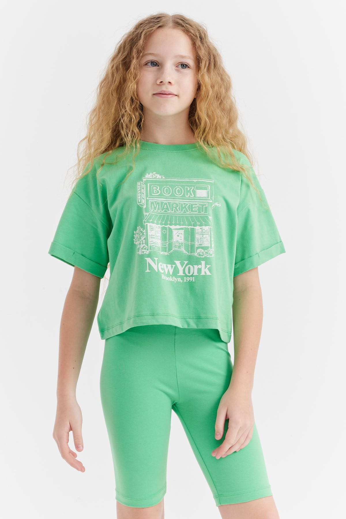 Girl's Printed Detailed T-shirt