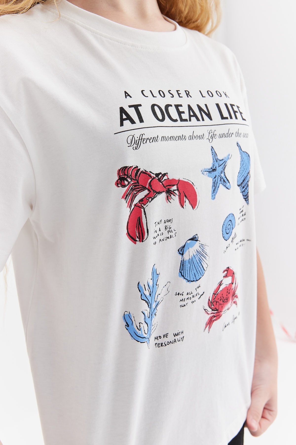 Girl's Printed Detailed T-shirt