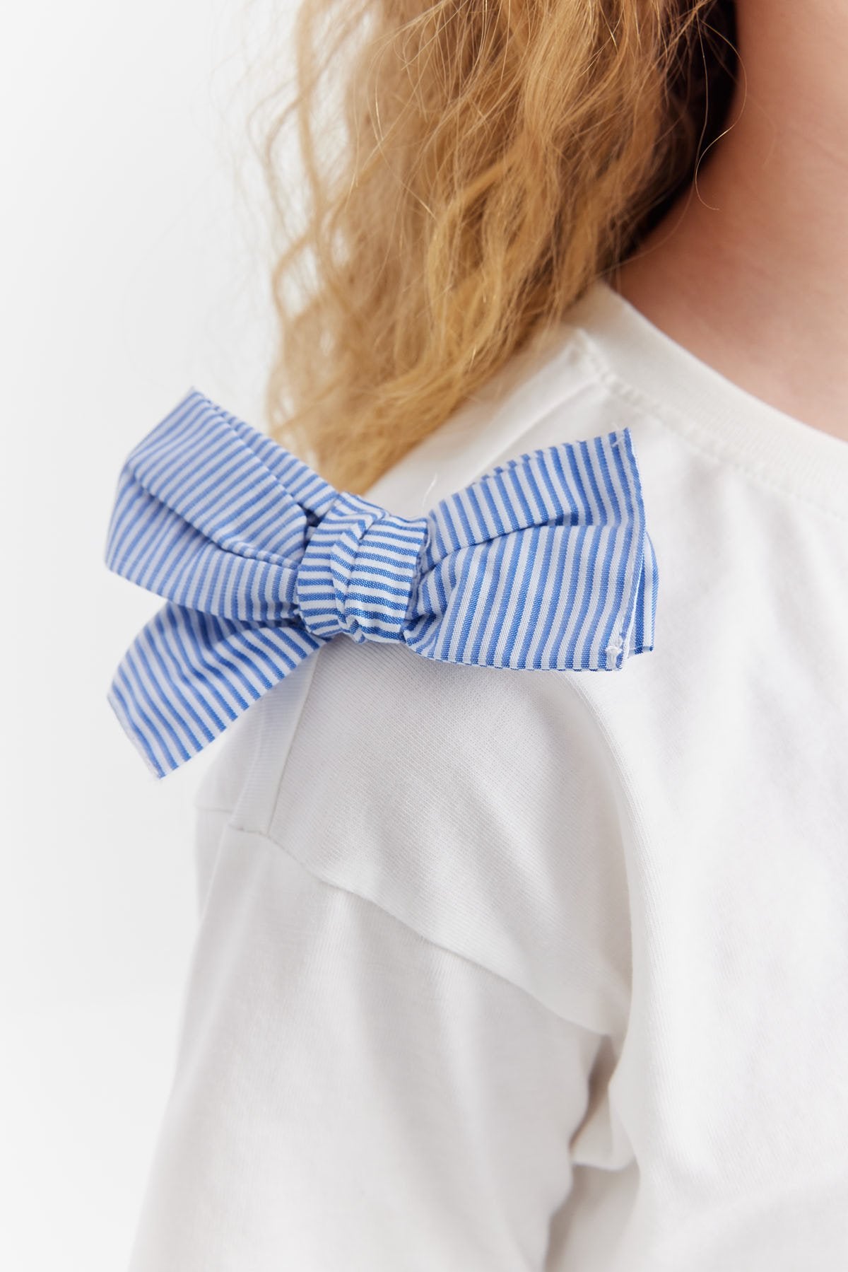 Girl's Ribbon Detailed T-shirt