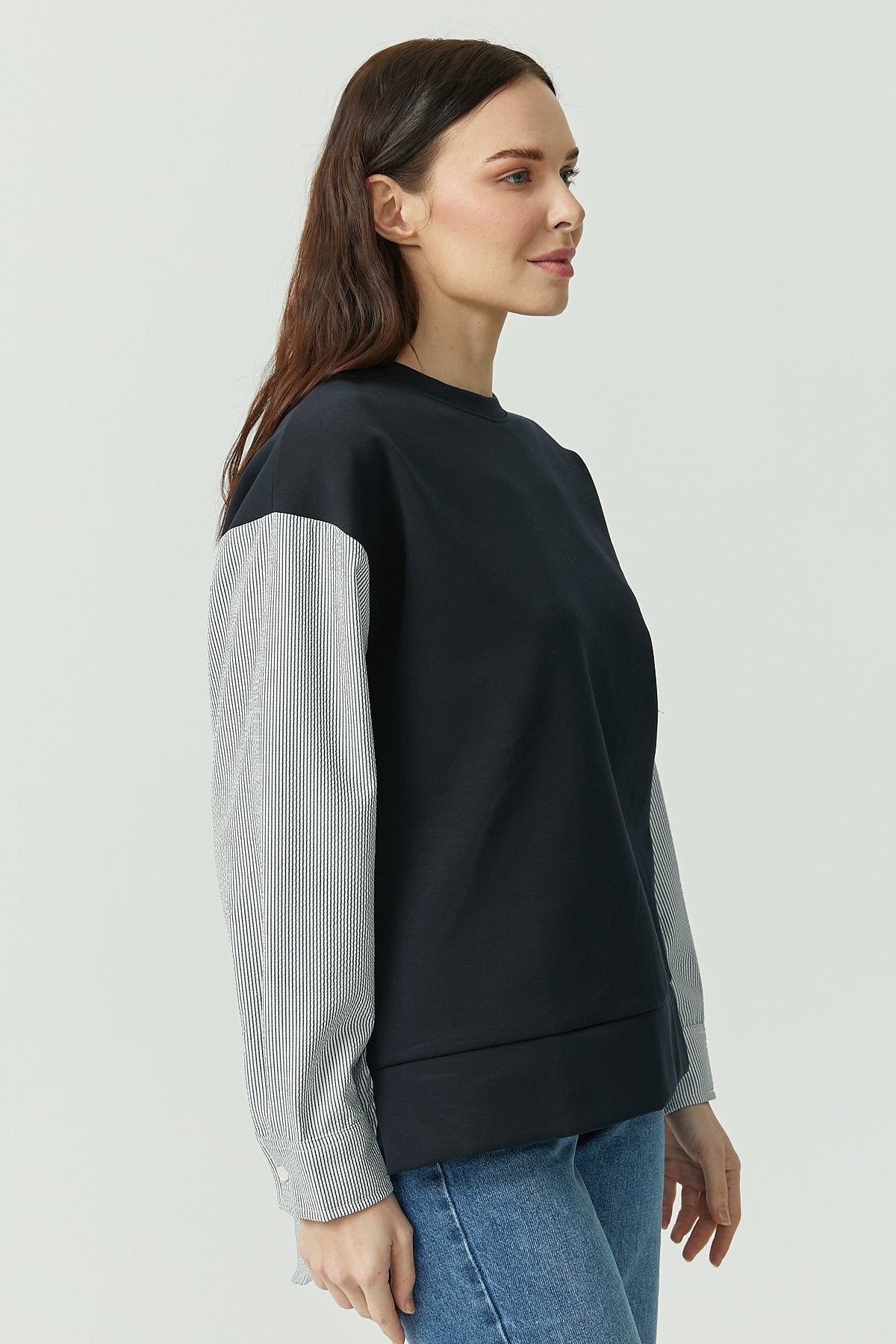 Yuvarlak Yakalı Sweatshirt