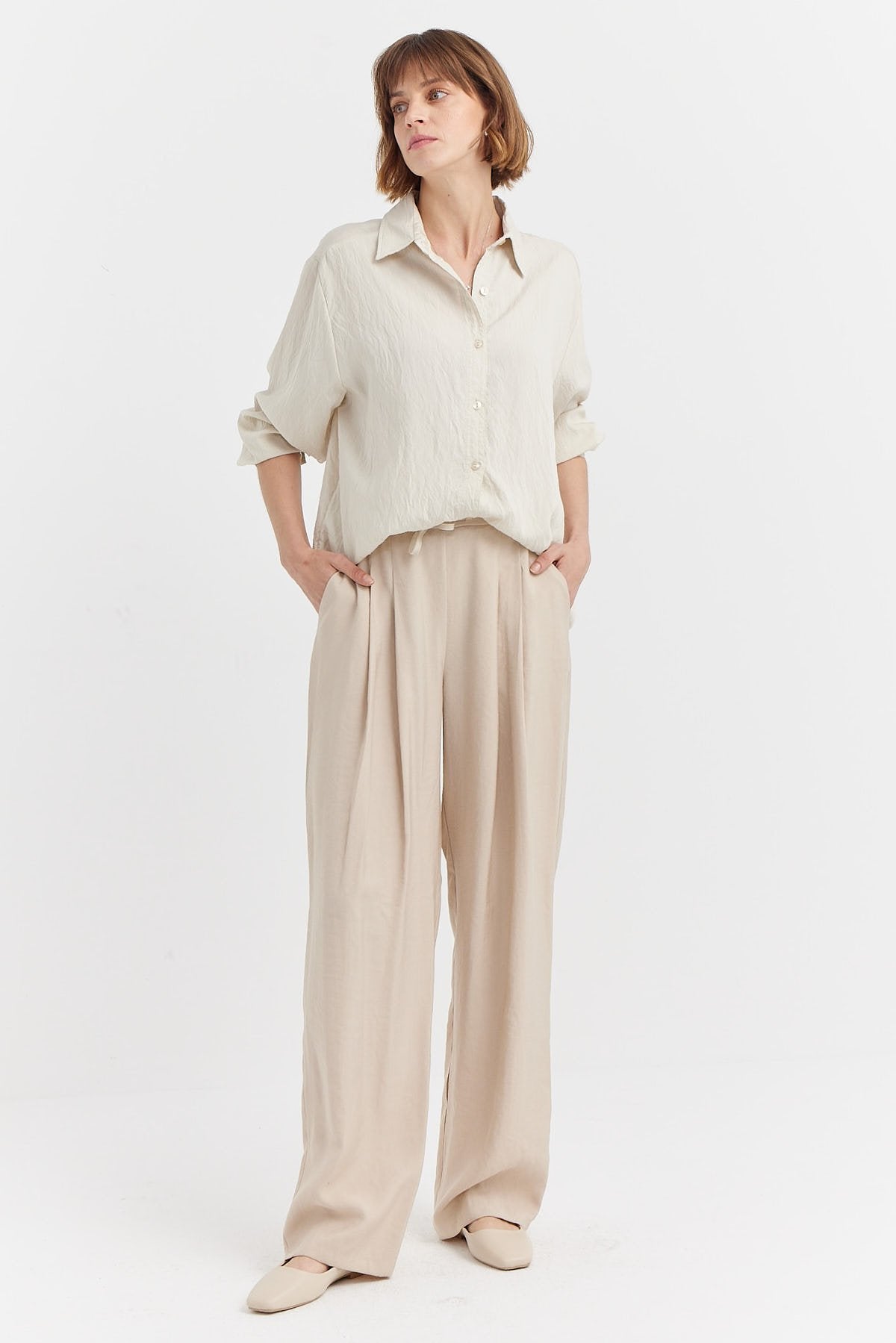 Women's Pleated Wide Leg Trousers