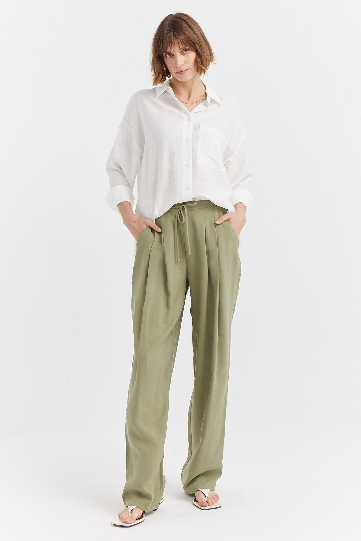 Women's Pleated Wide Leg Trousers
