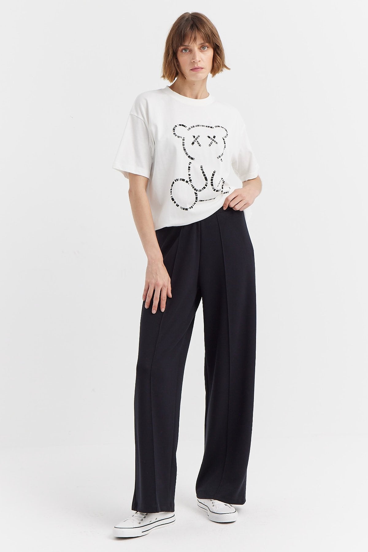 Women's Front Stitch Detail Sweat Bottom