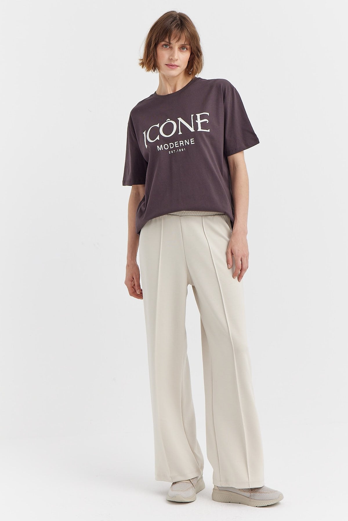 Women's Front Stitch Detail Sweat Bottom
