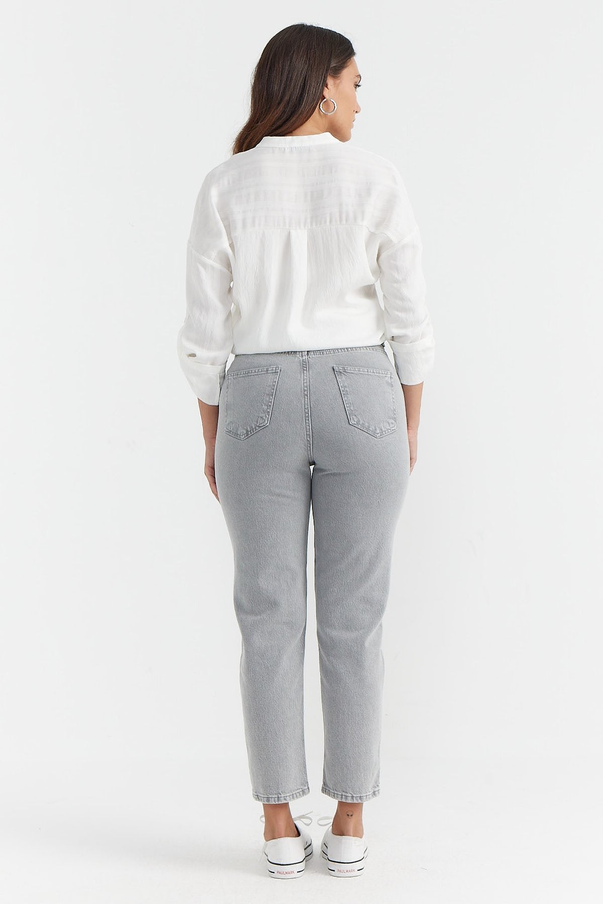 بنطلون جينز نسائي بخصر مرتفع