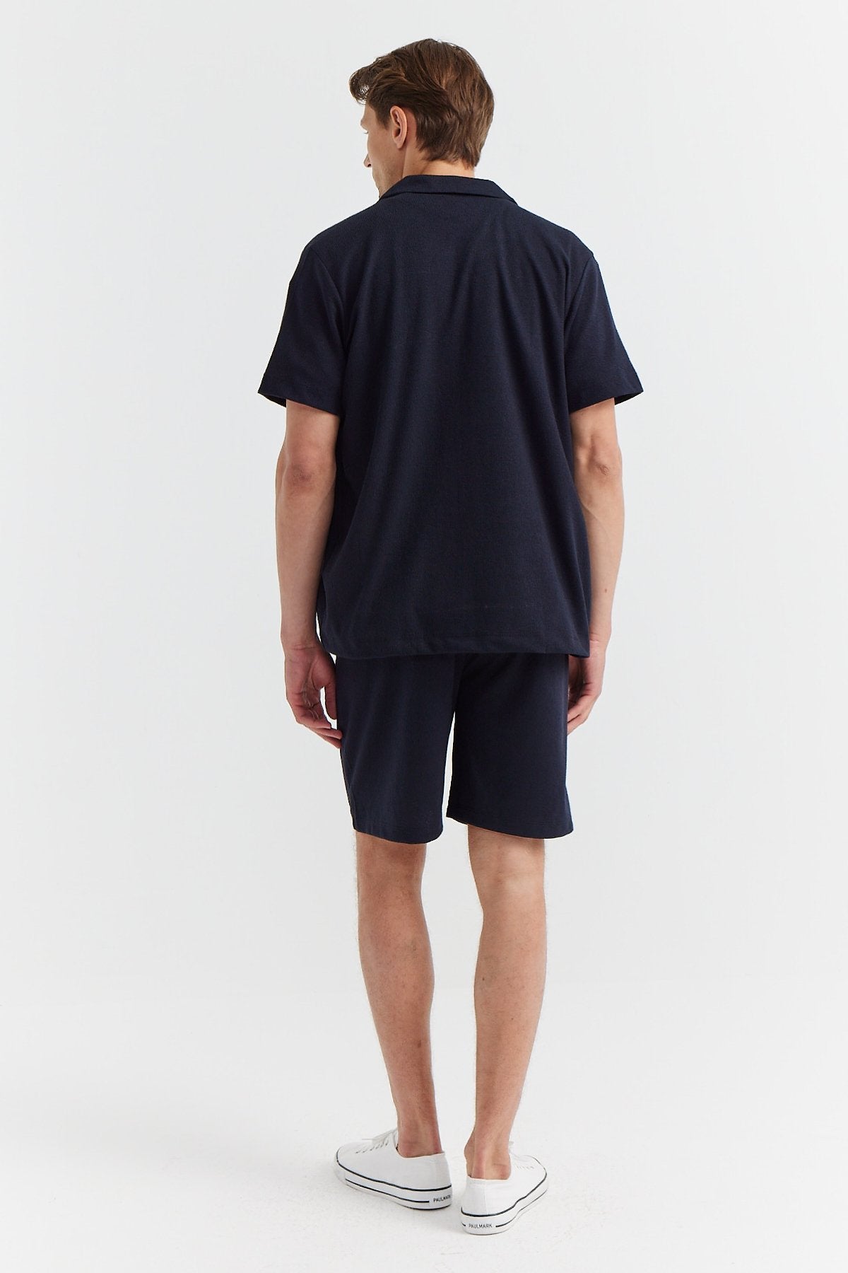 Men's Textured Tie-Waist Shorts