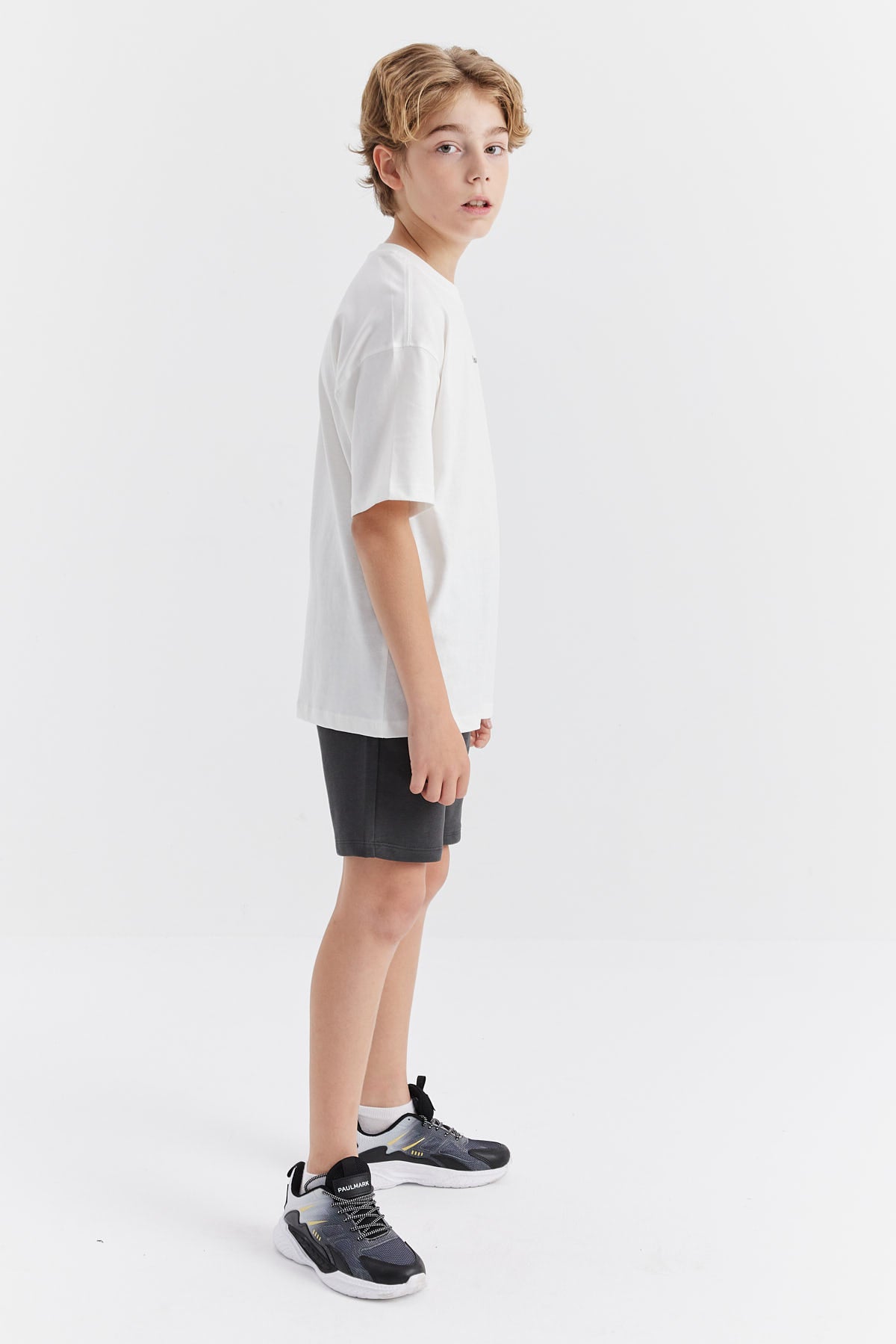 طقم نص للأولاد مكون من قطعتين