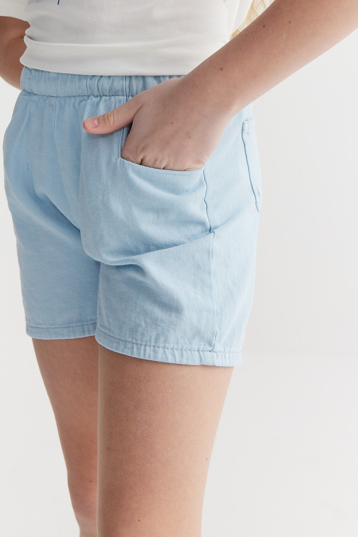 Girl's Elastic Waist Shorts