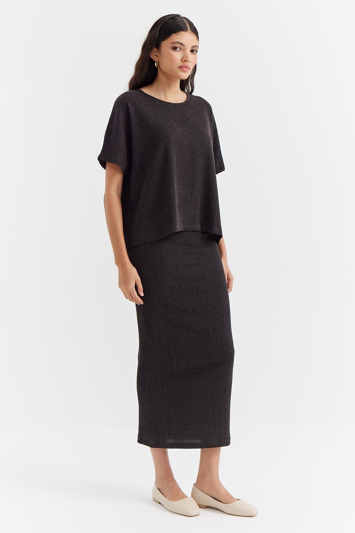 Women's Regular Waist Textured Midi Skirt