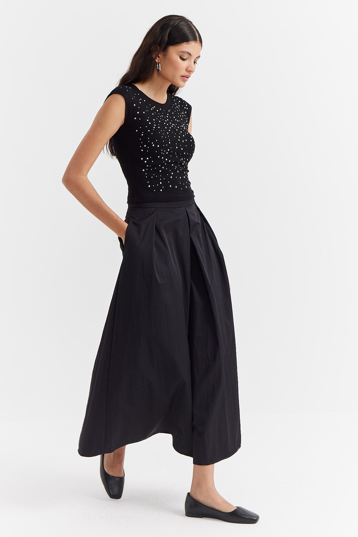 Women's Loose Cut Comfortable Skirt with Pockets
