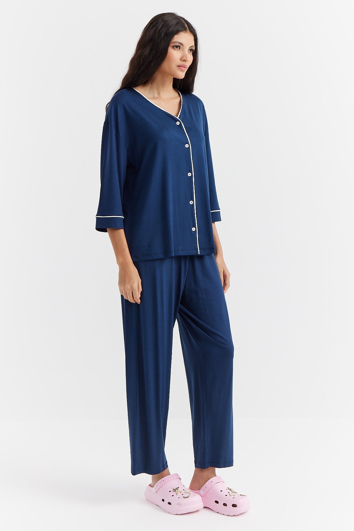 Kadın Rahat Kesim Düğmeli Pijama Takımı